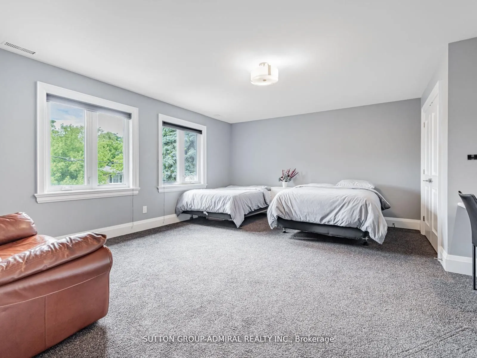 11 Frontenac Avenue