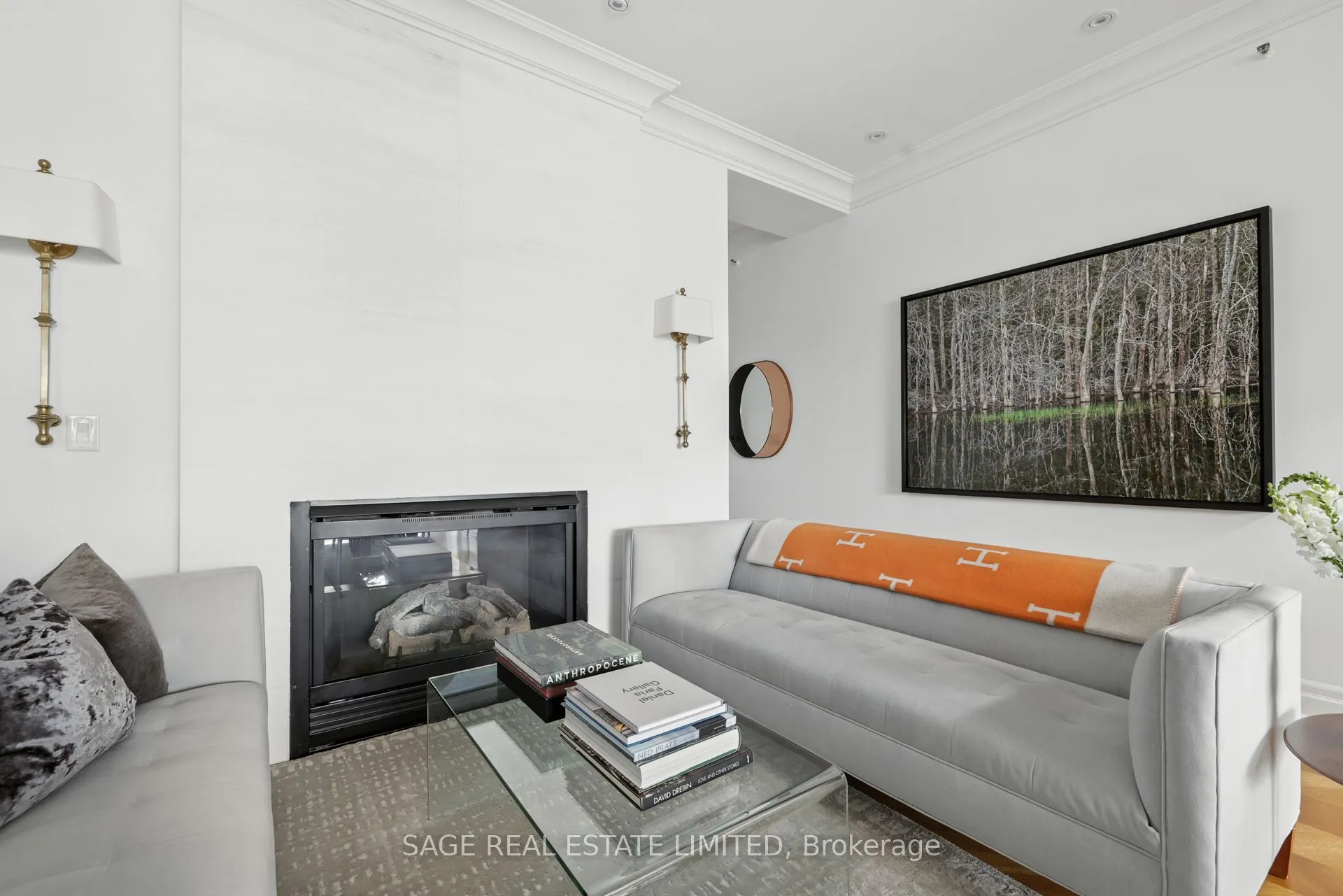 670 Richmond Street W, #205