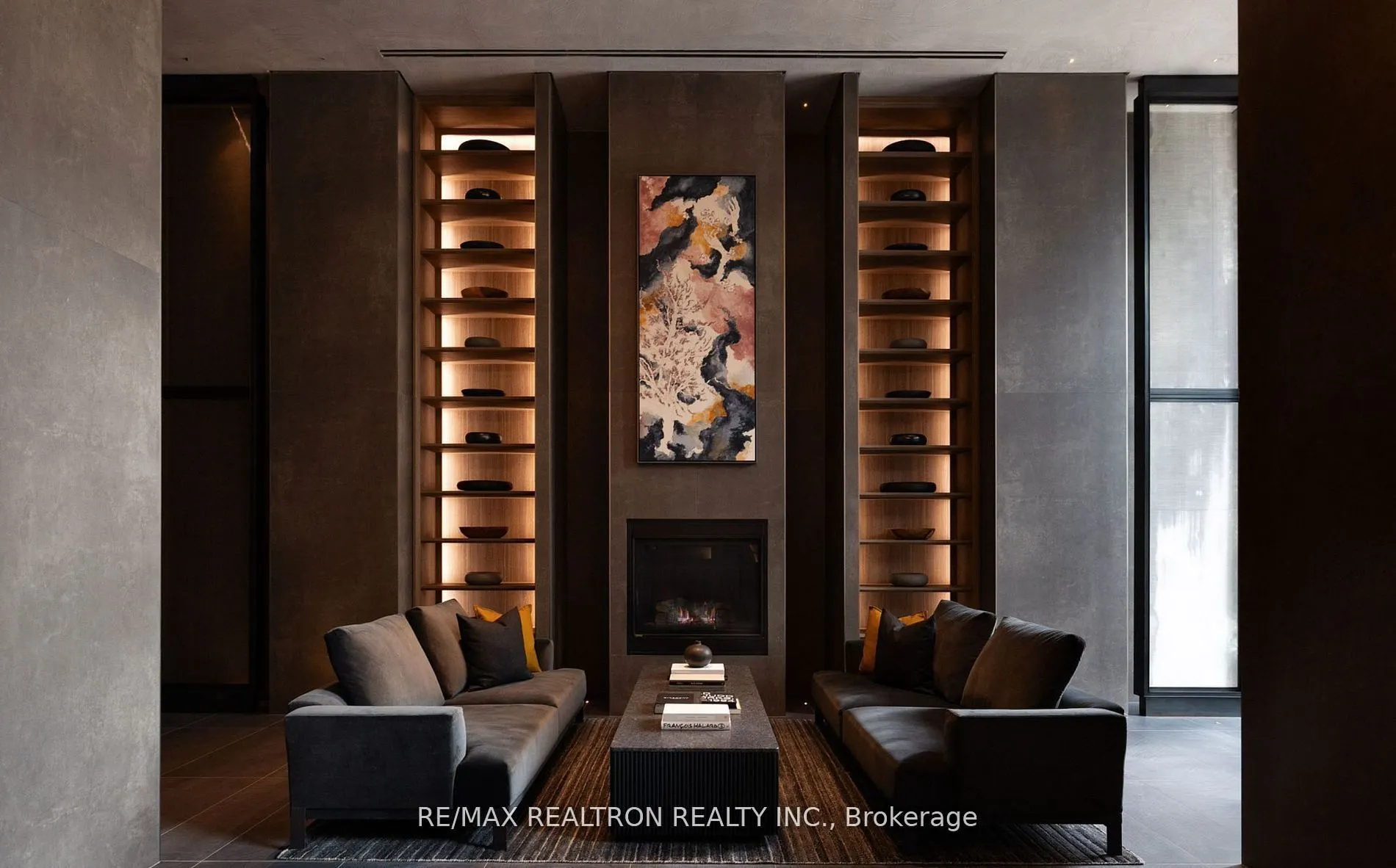 55 Charles St E Street, #371