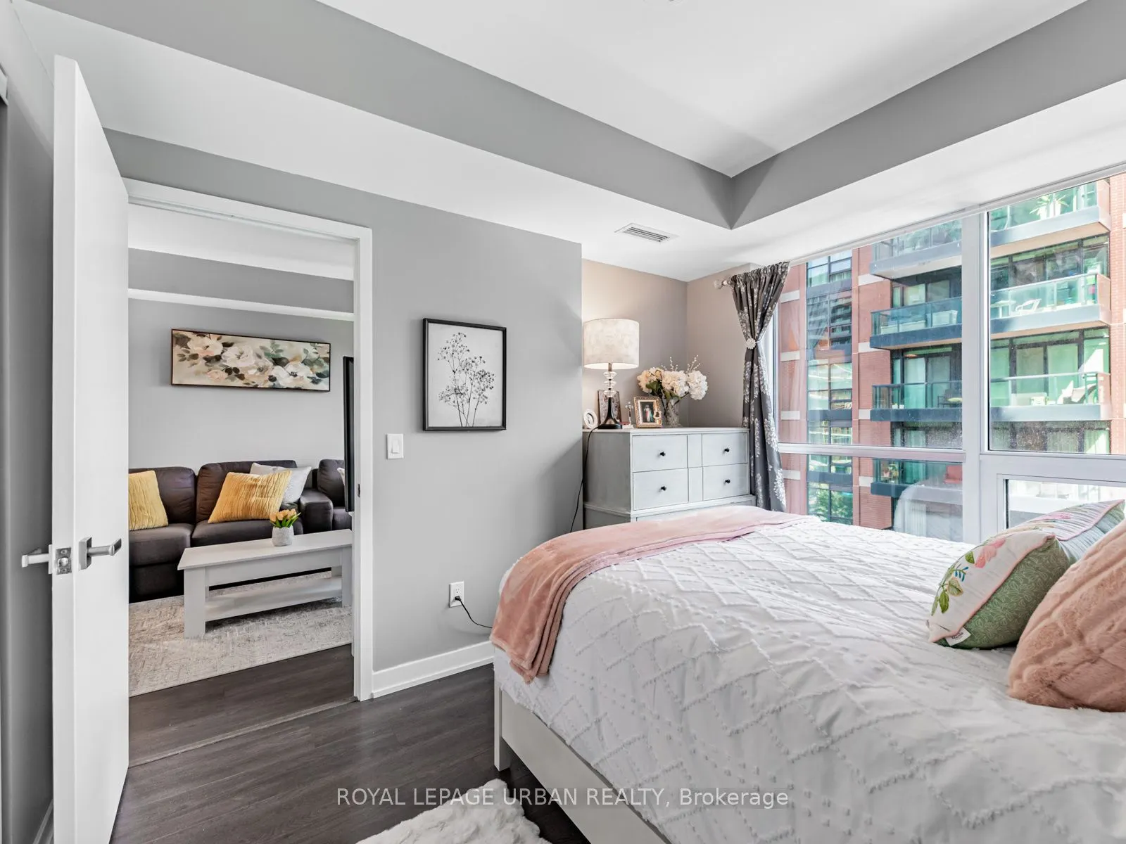 31 Tippett Road, #541