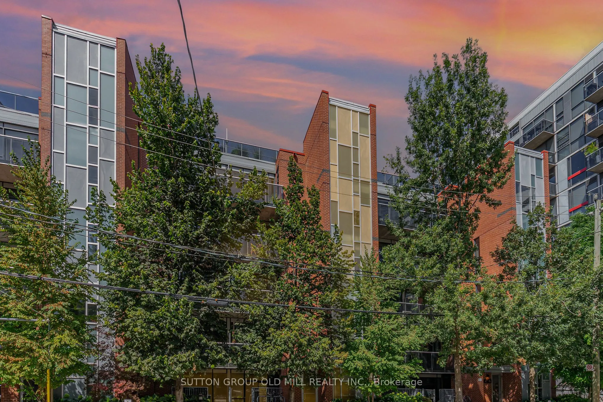 62 Niagara Street, #320