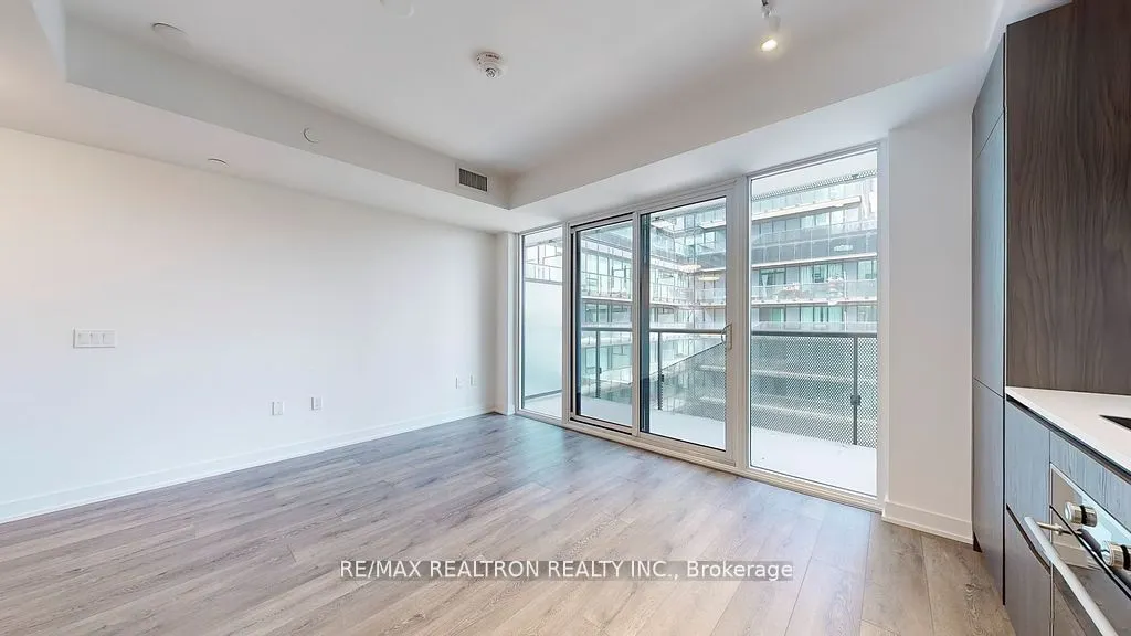 127 Broadway Avenue, #510