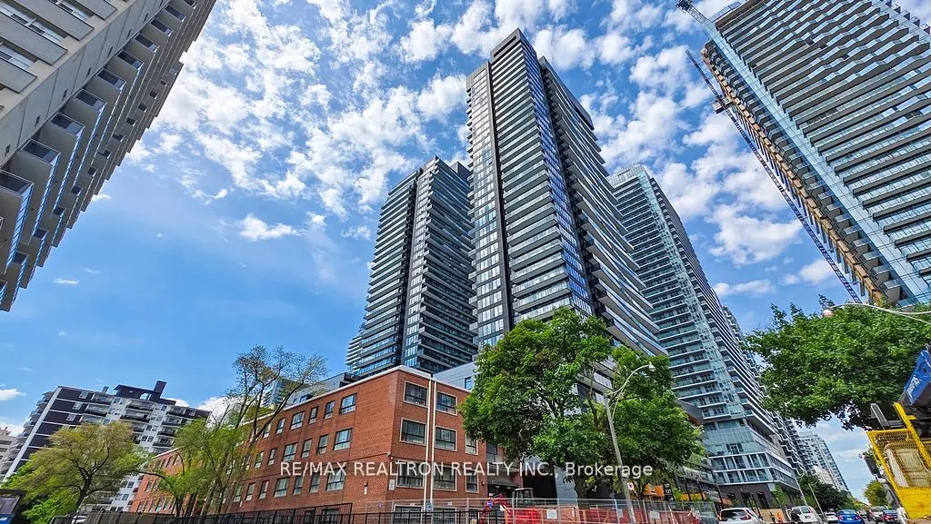 127 Broadway Avenue, #510