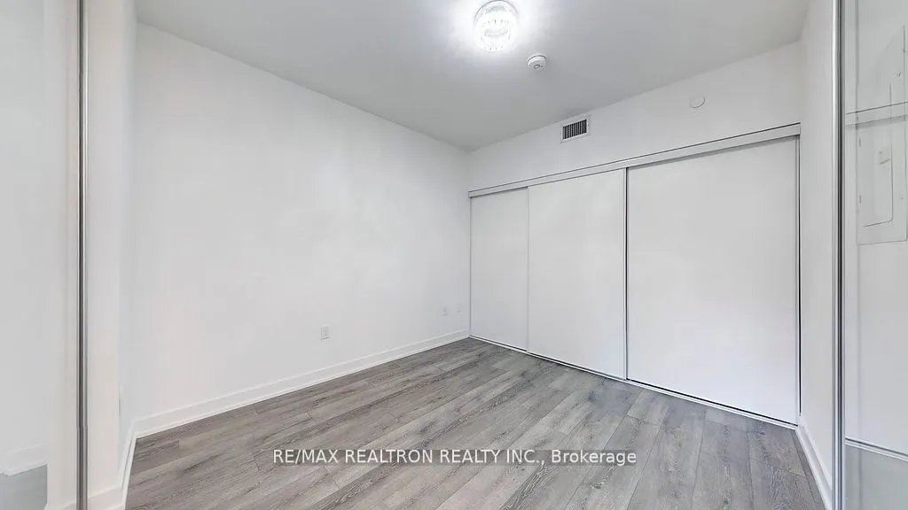 127 Broadway Avenue, #510