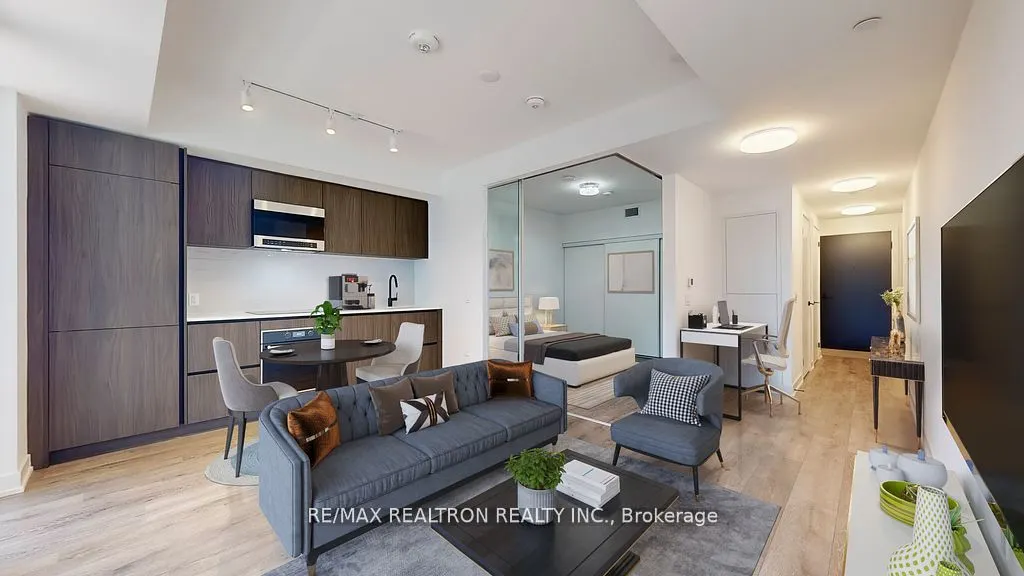 127 Broadway Avenue, #510