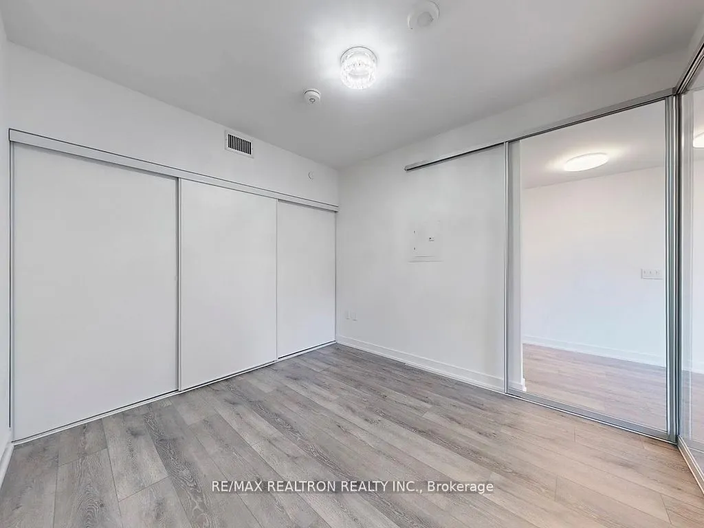 127 Broadway Avenue, #510