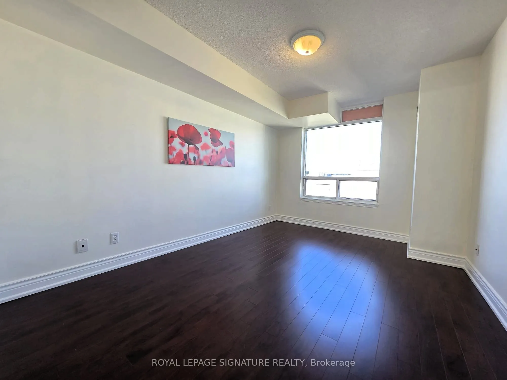 8 Rean Drive, #1002