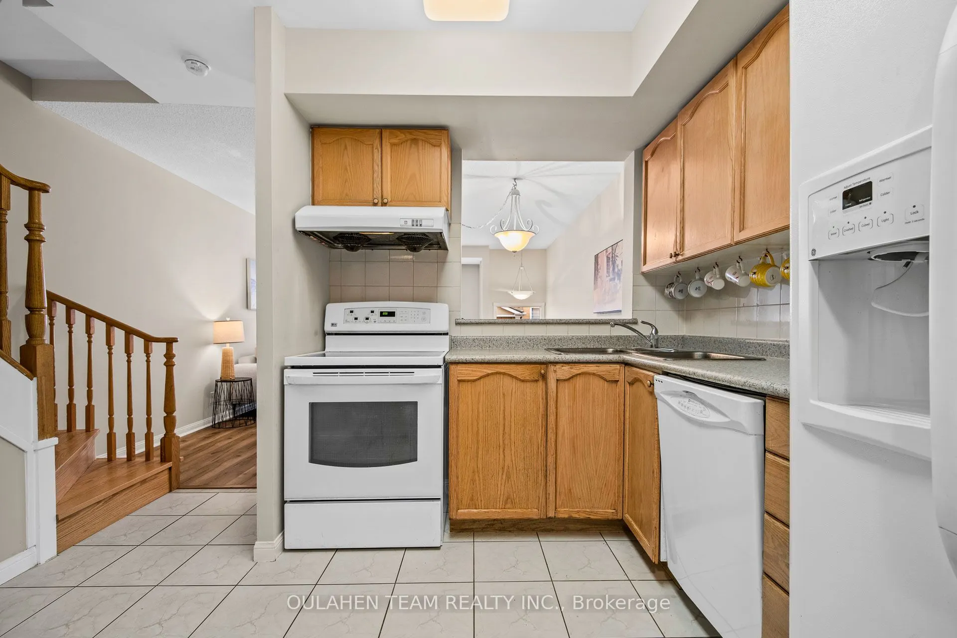 28 Sommerset Way, #1306