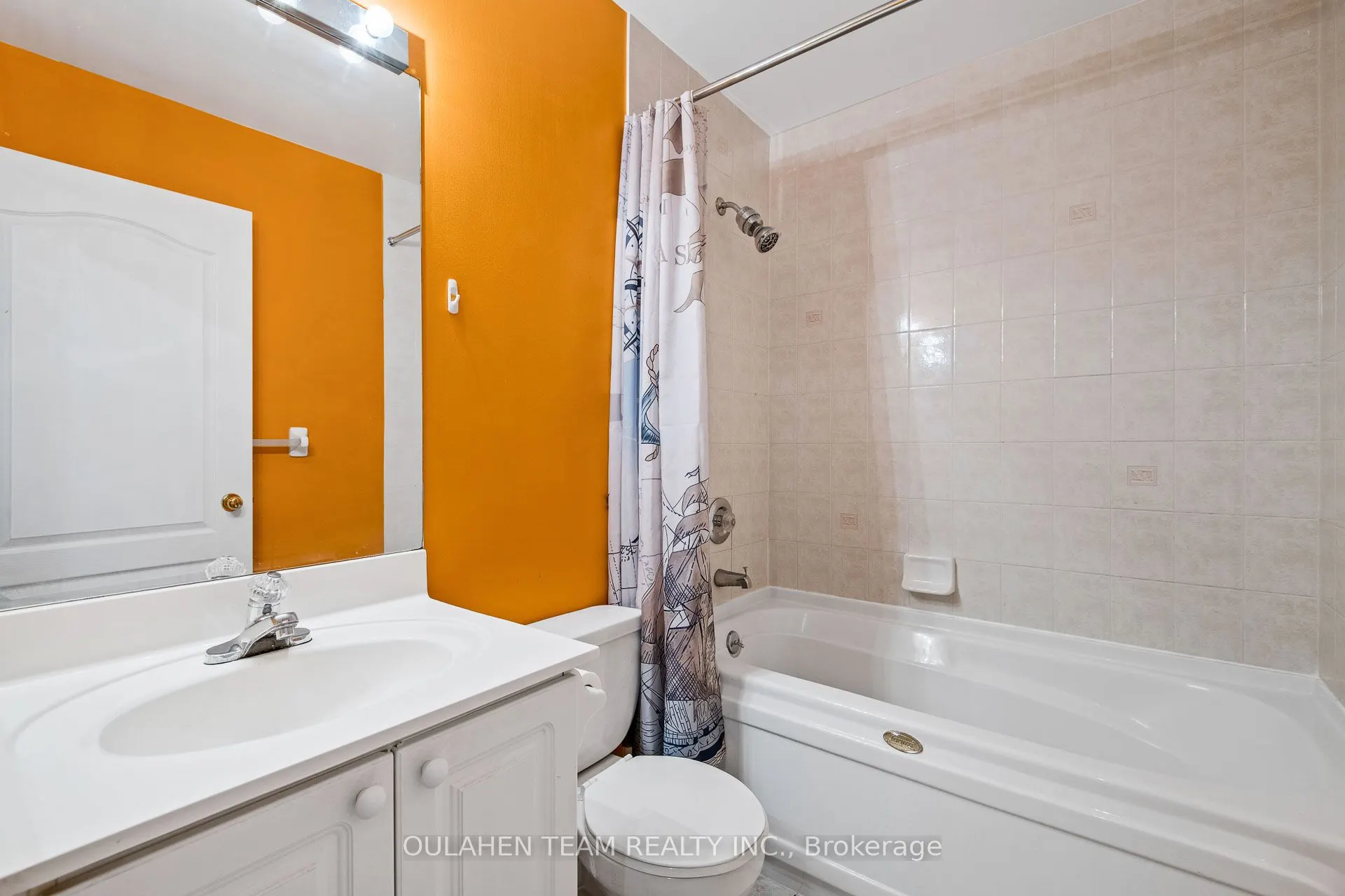 28 Sommerset Way, #1306