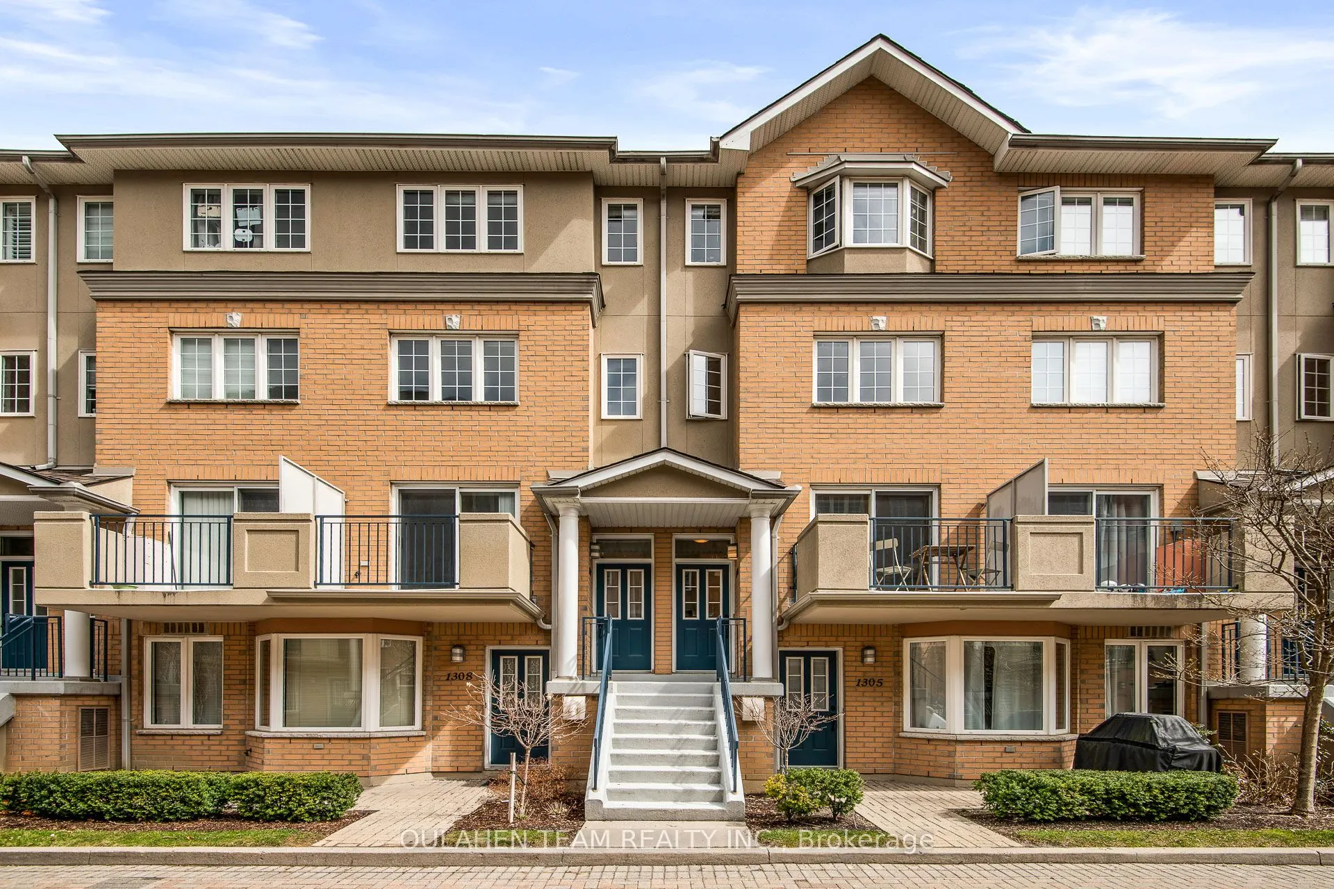 28 Sommerset Way, #1306