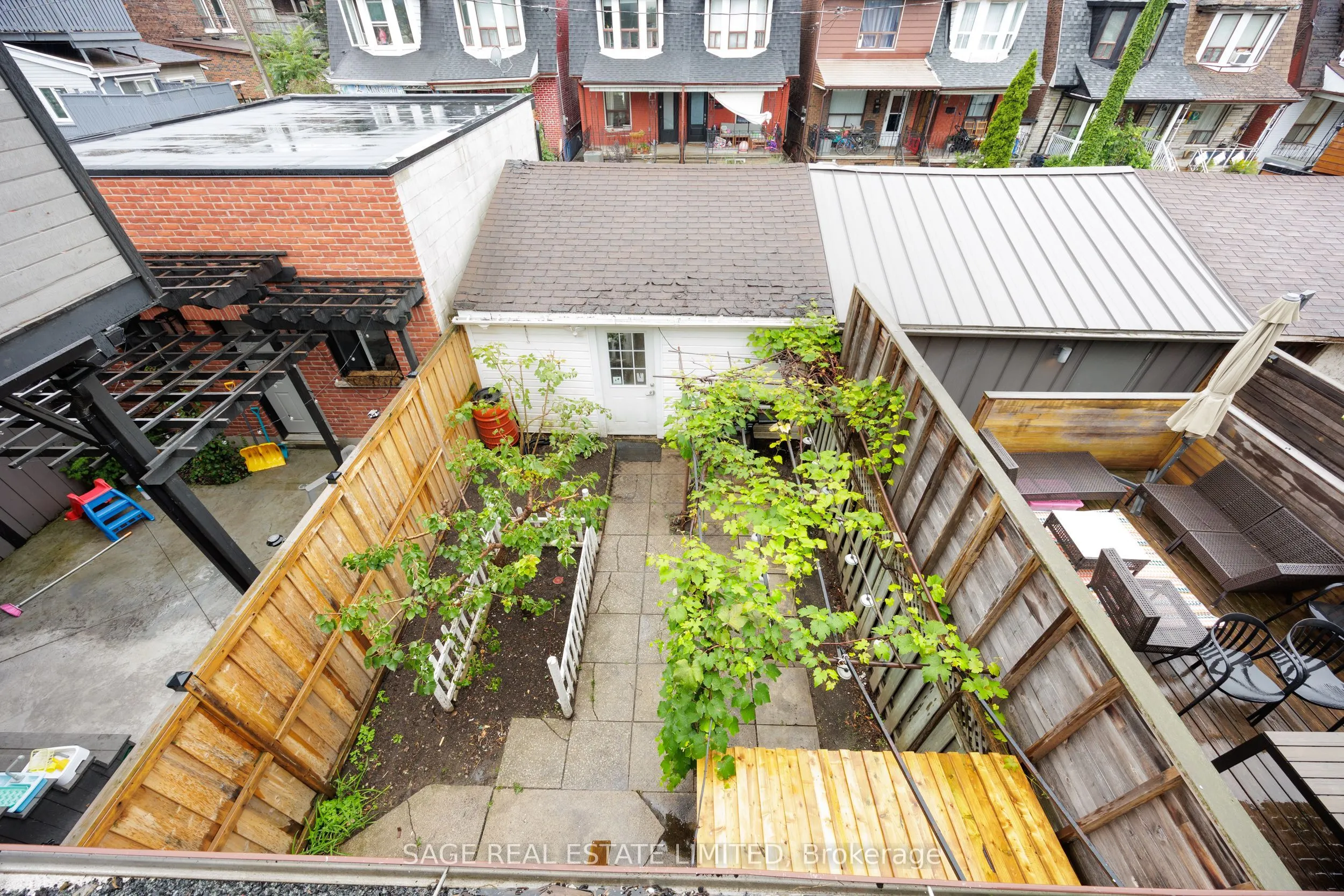 310 Gladstone Avenue, #MAIN