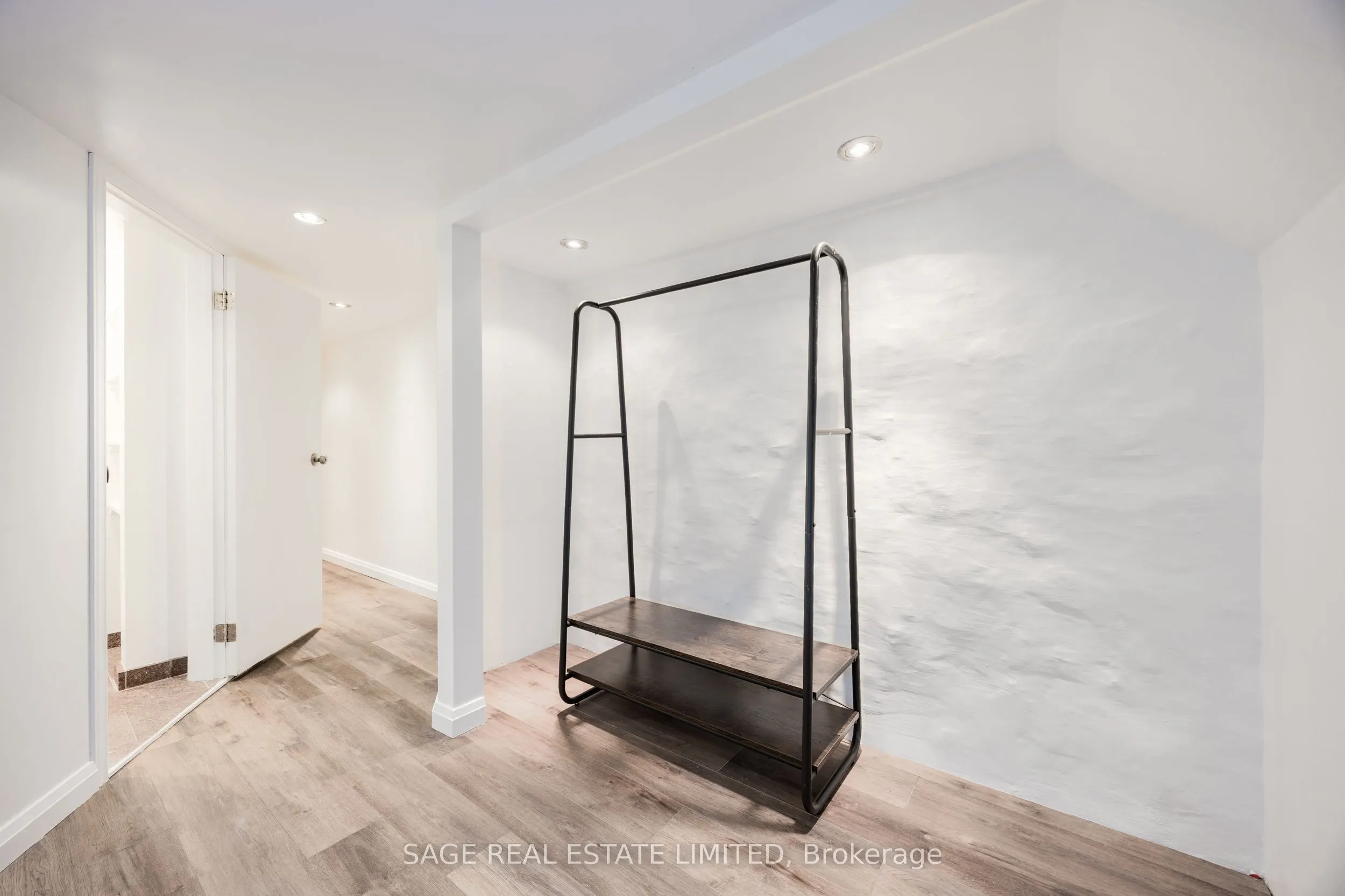 310 Gladstone Avenue, #MAIN