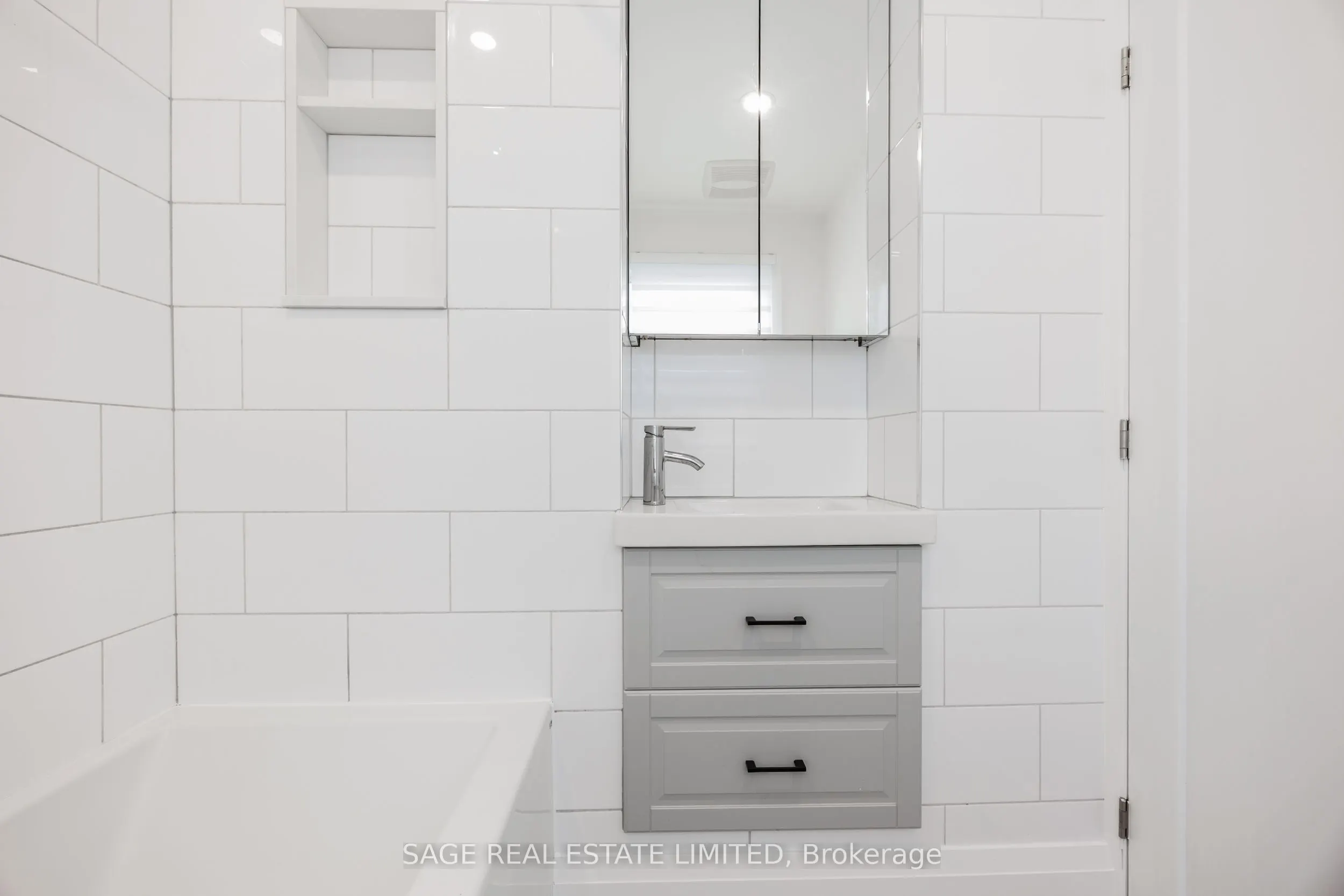 310 Gladstone Avenue, #MAIN