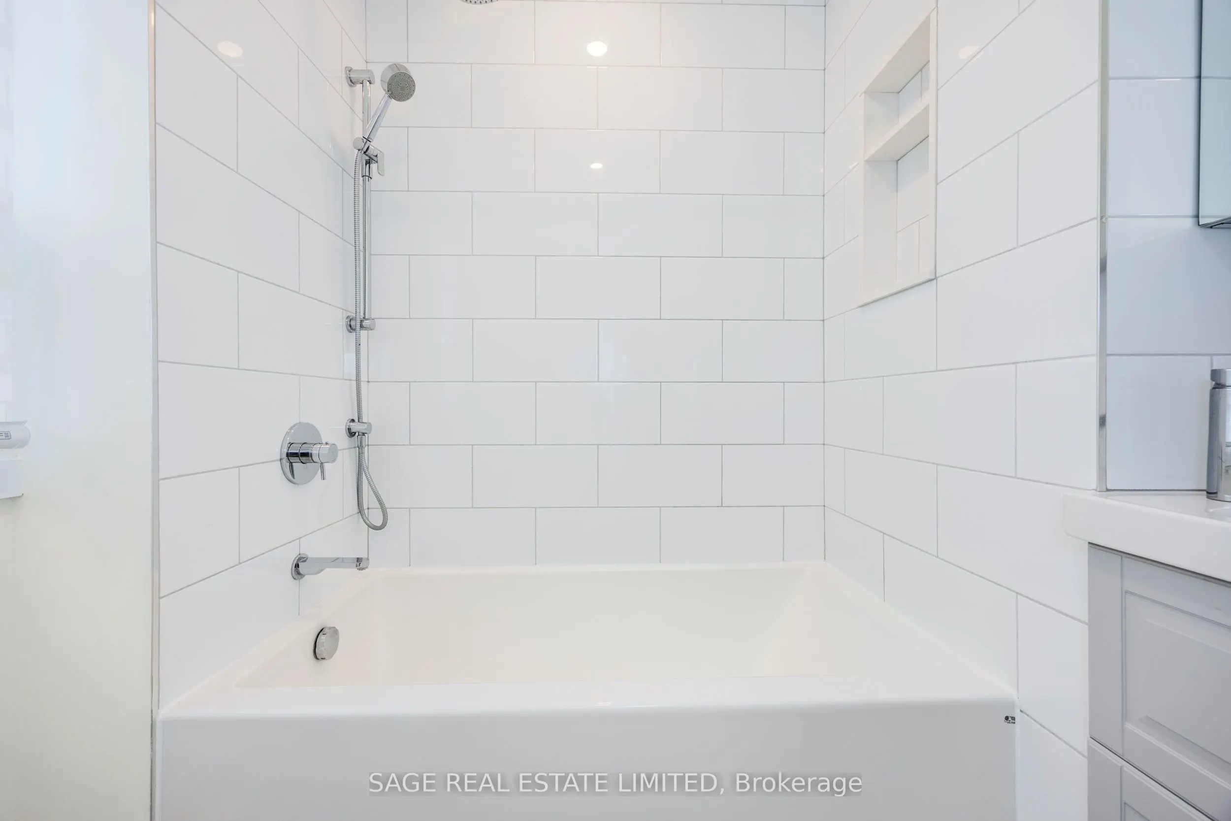 310 Gladstone Avenue, #MAIN