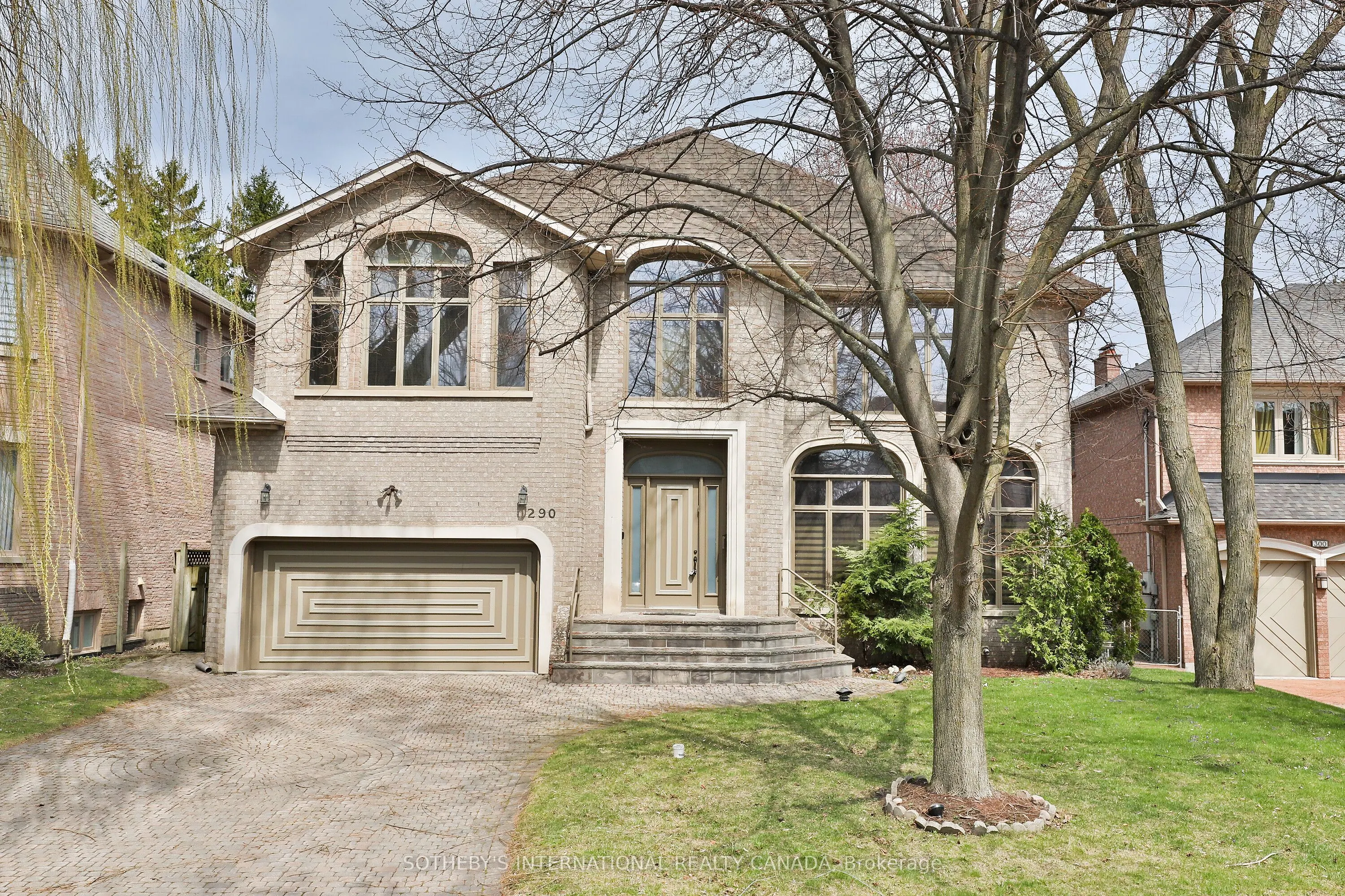 290 Byng Avenue