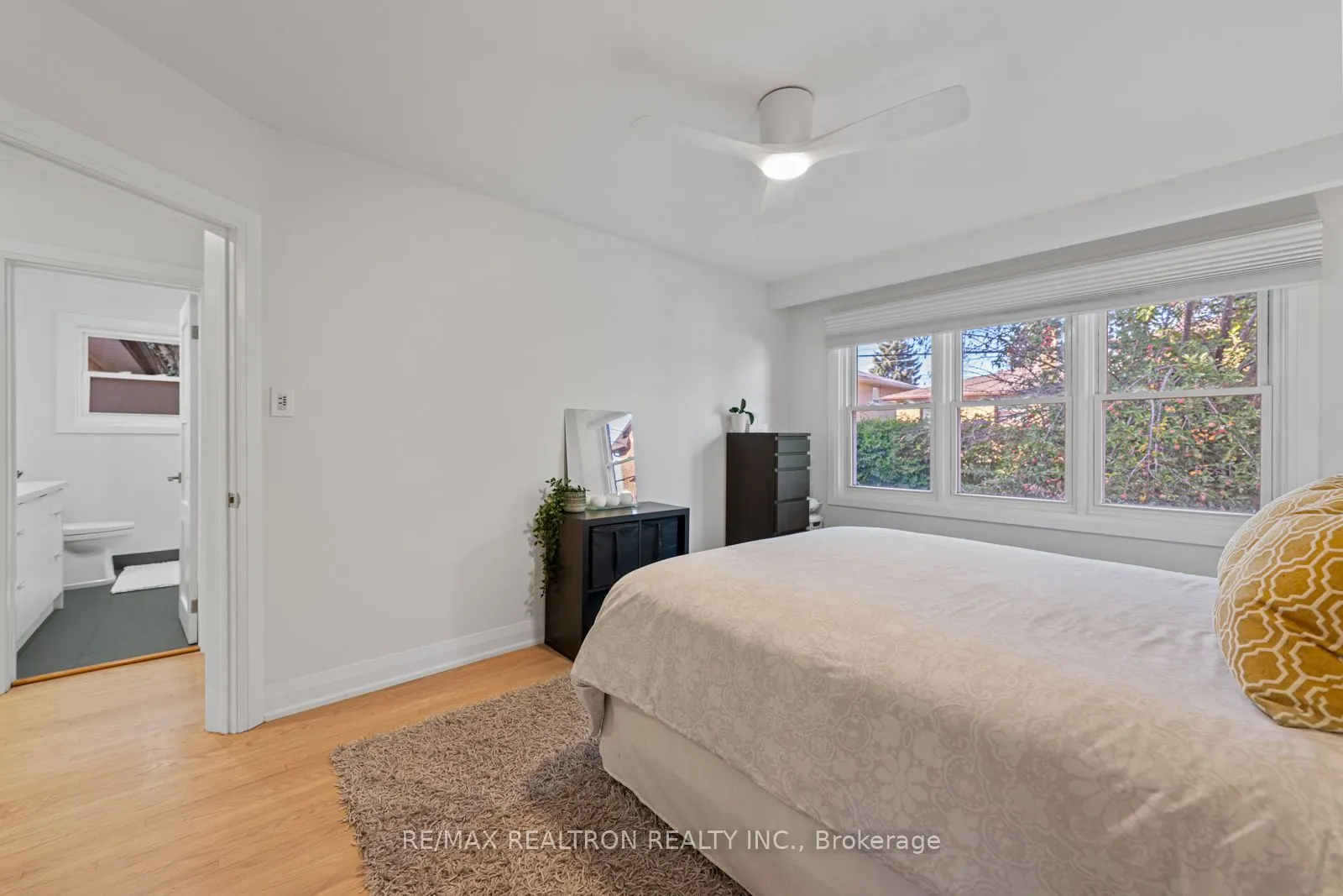 11 Artreeva Drive