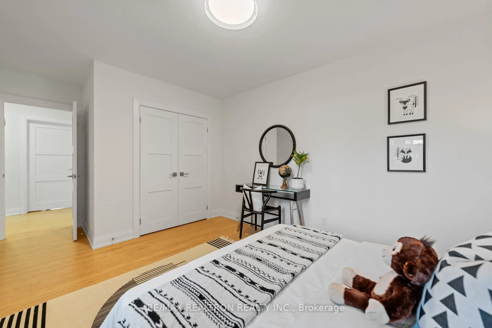 11 Artreeva Drive