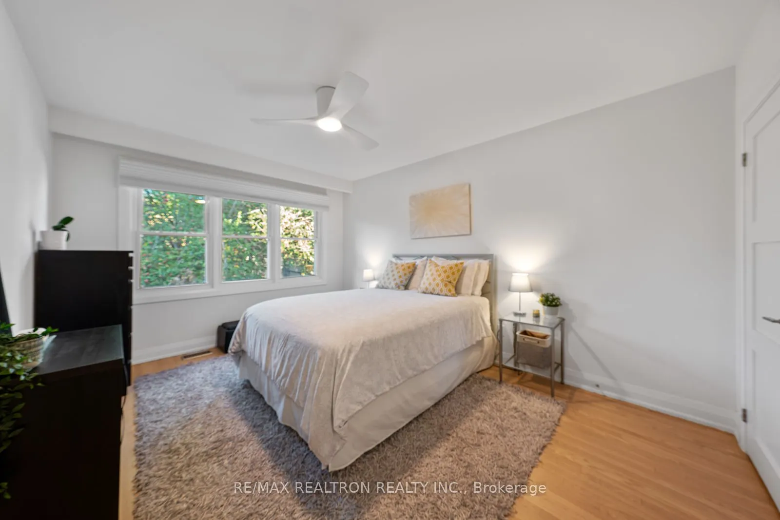 11 Artreeva Drive