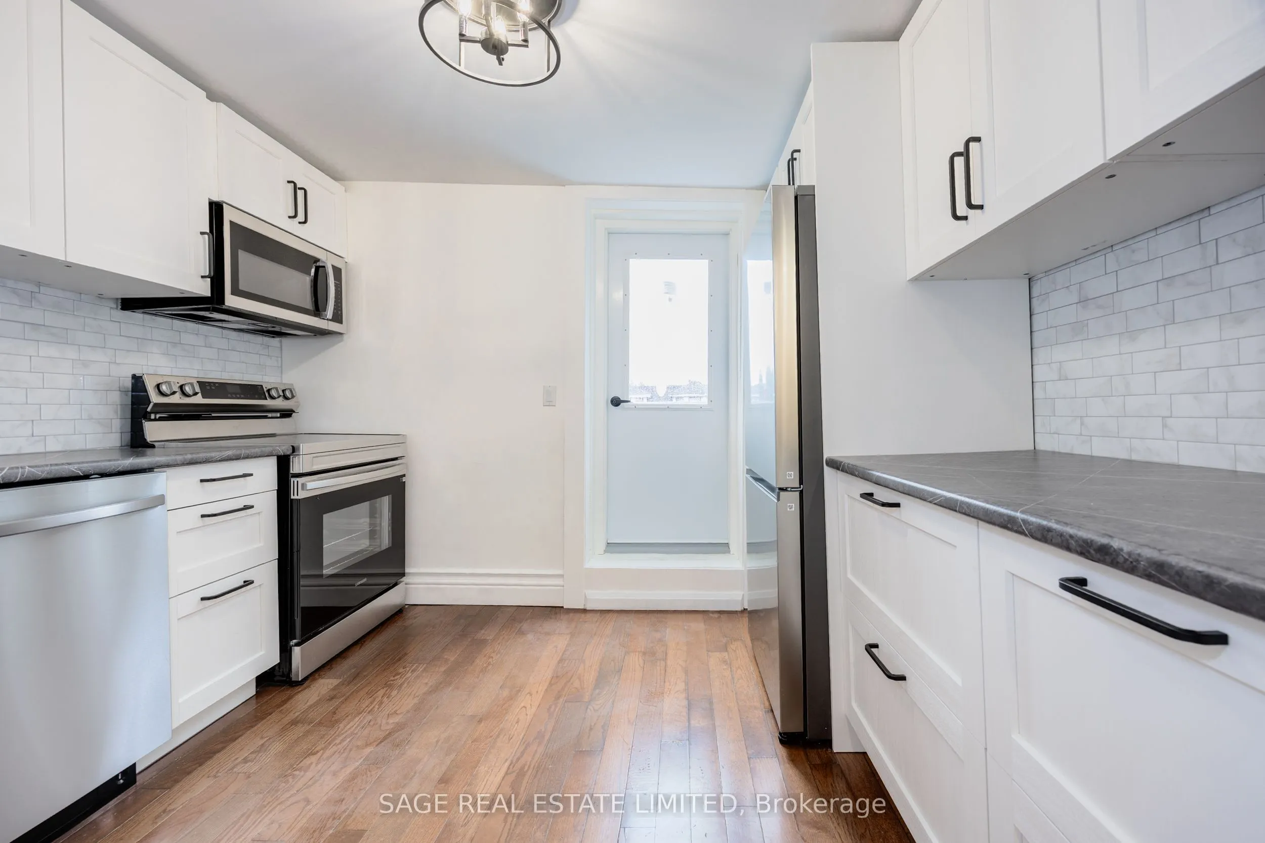 310 Gladstone Avenue, #UPPER