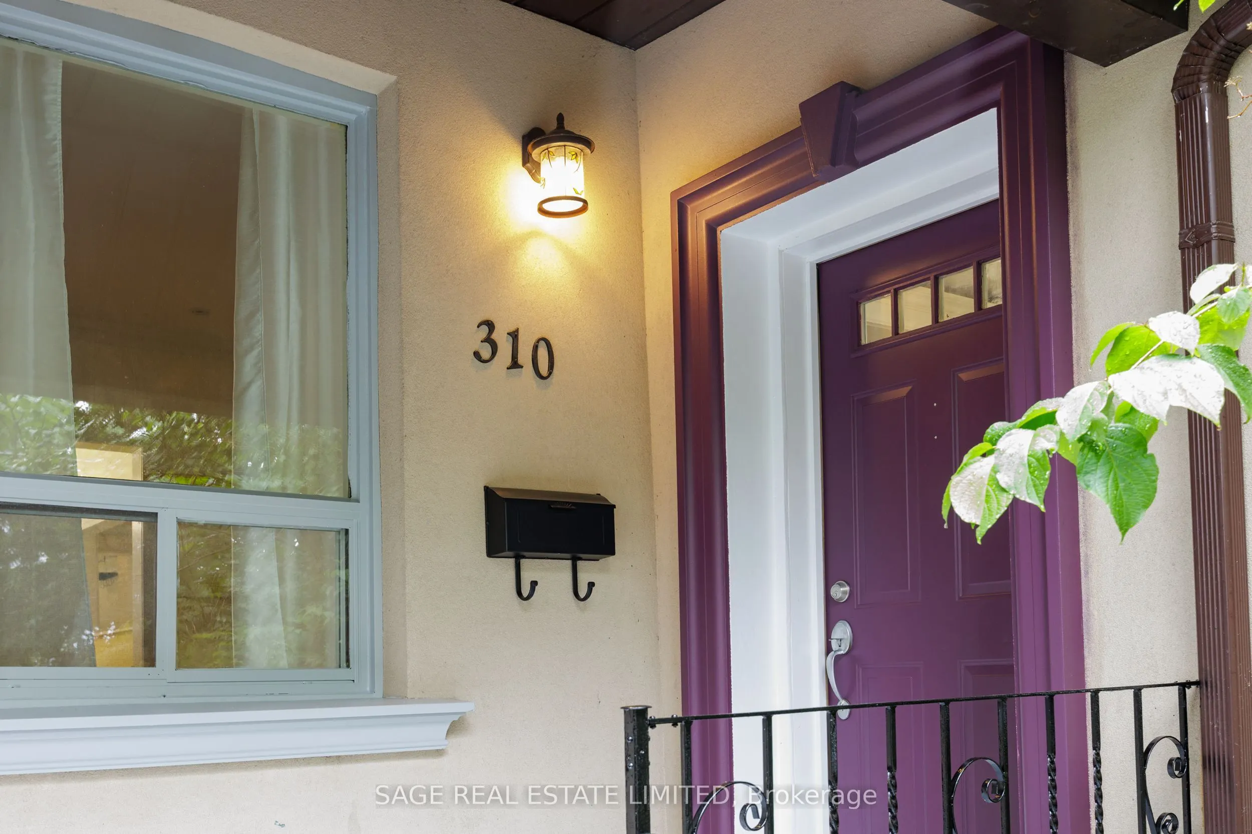 310 Gladstone Avenue, #UPPER