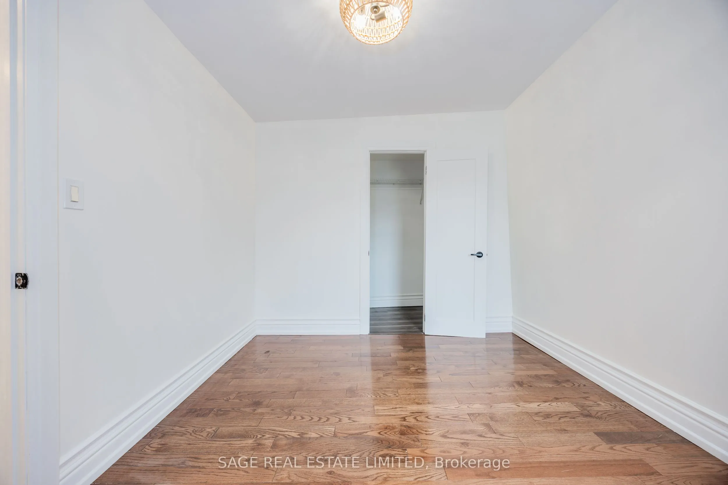 310 Gladstone Avenue, #UPPER