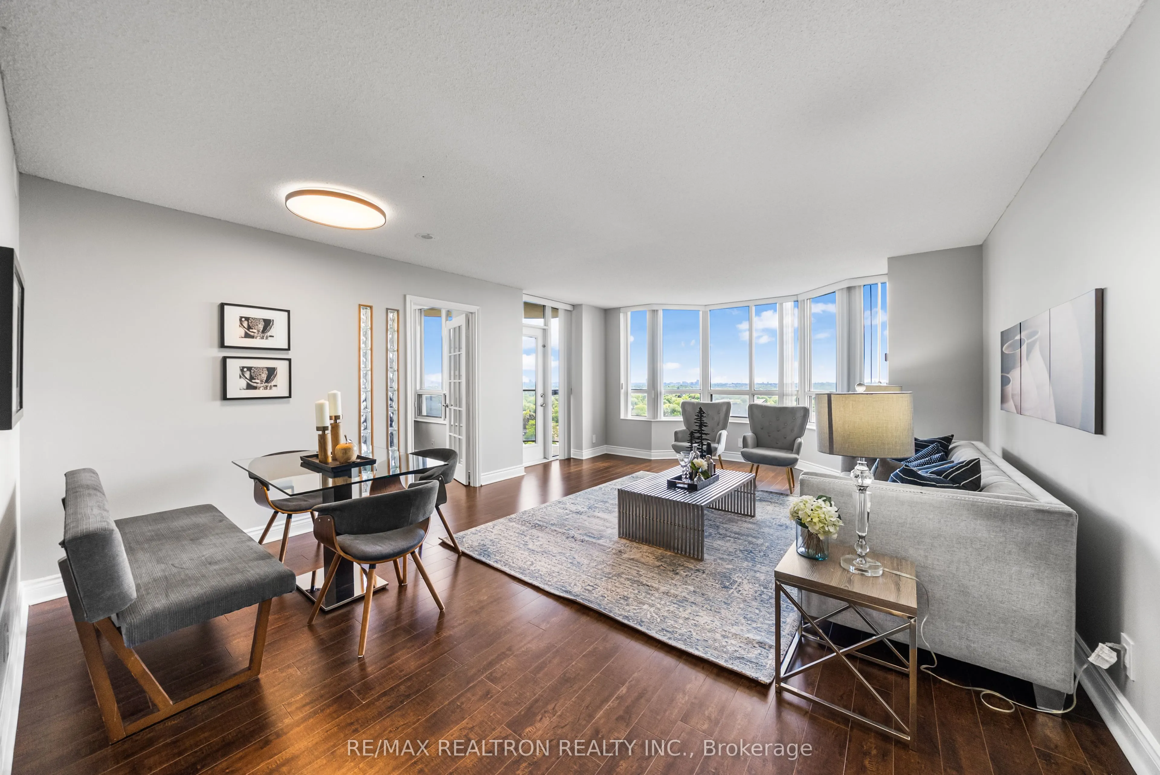 78 Harrison Garden Boulevard, #1607