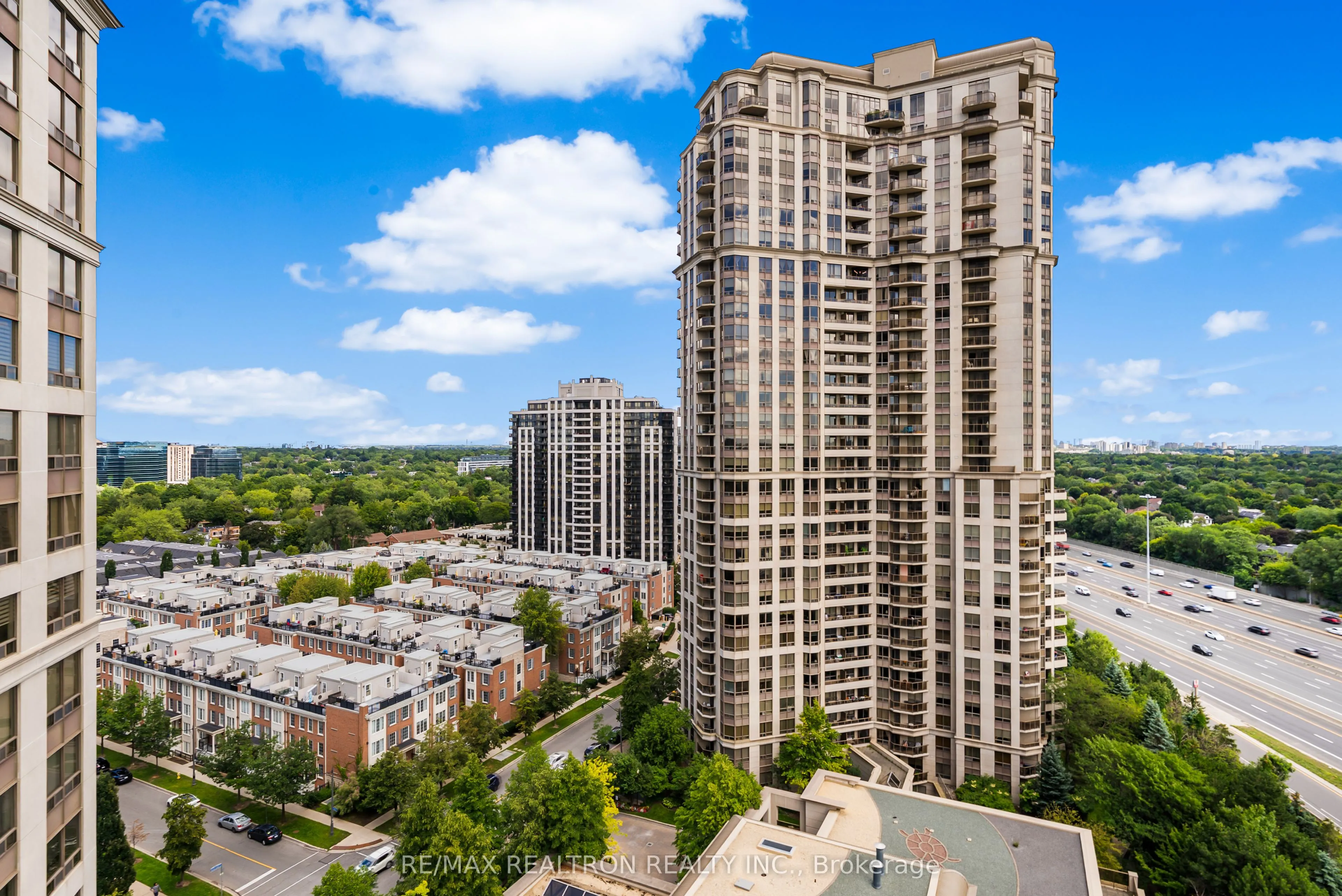 78 Harrison Garden Boulevard, #1607