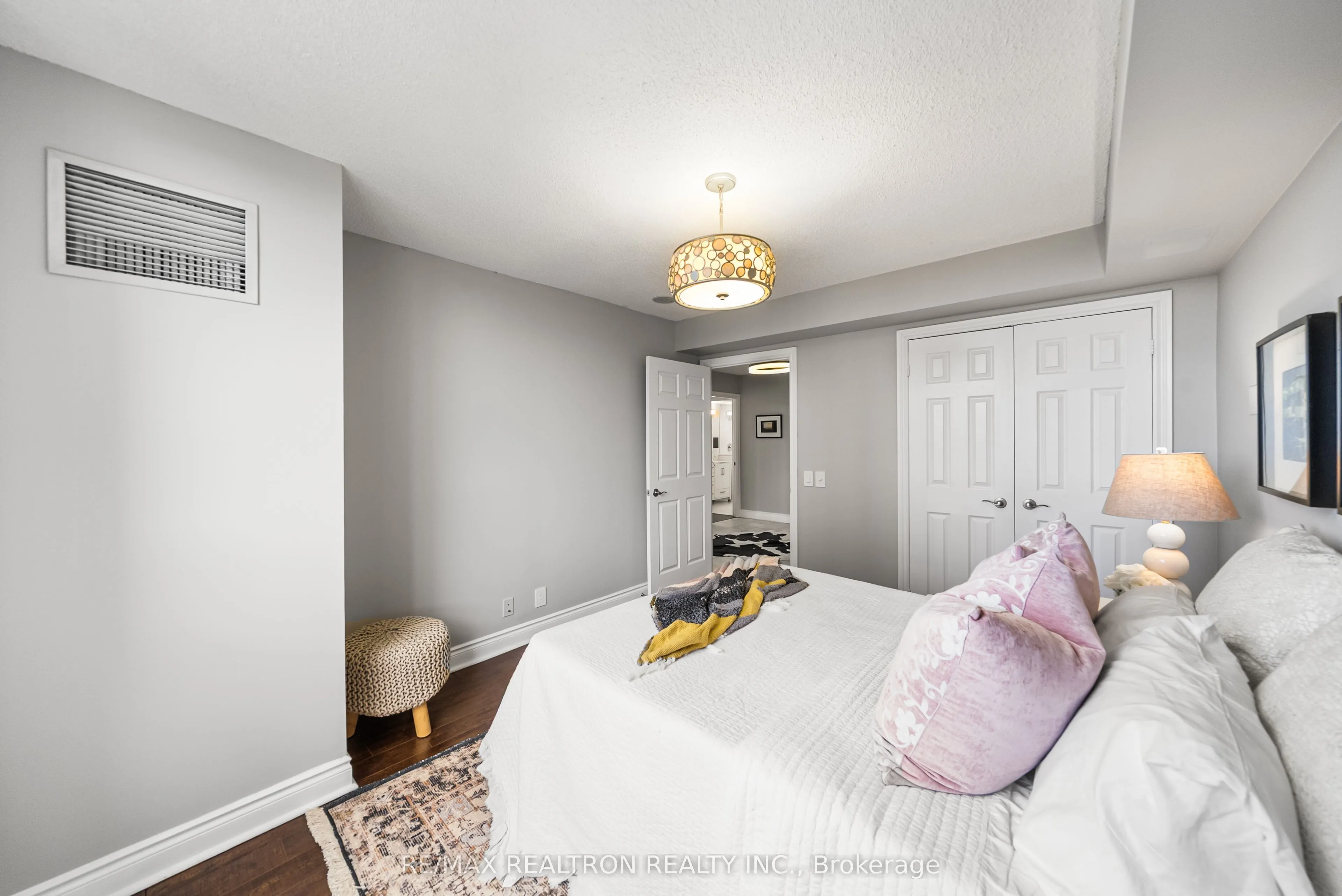 78 Harrison Garden Boulevard, #1607