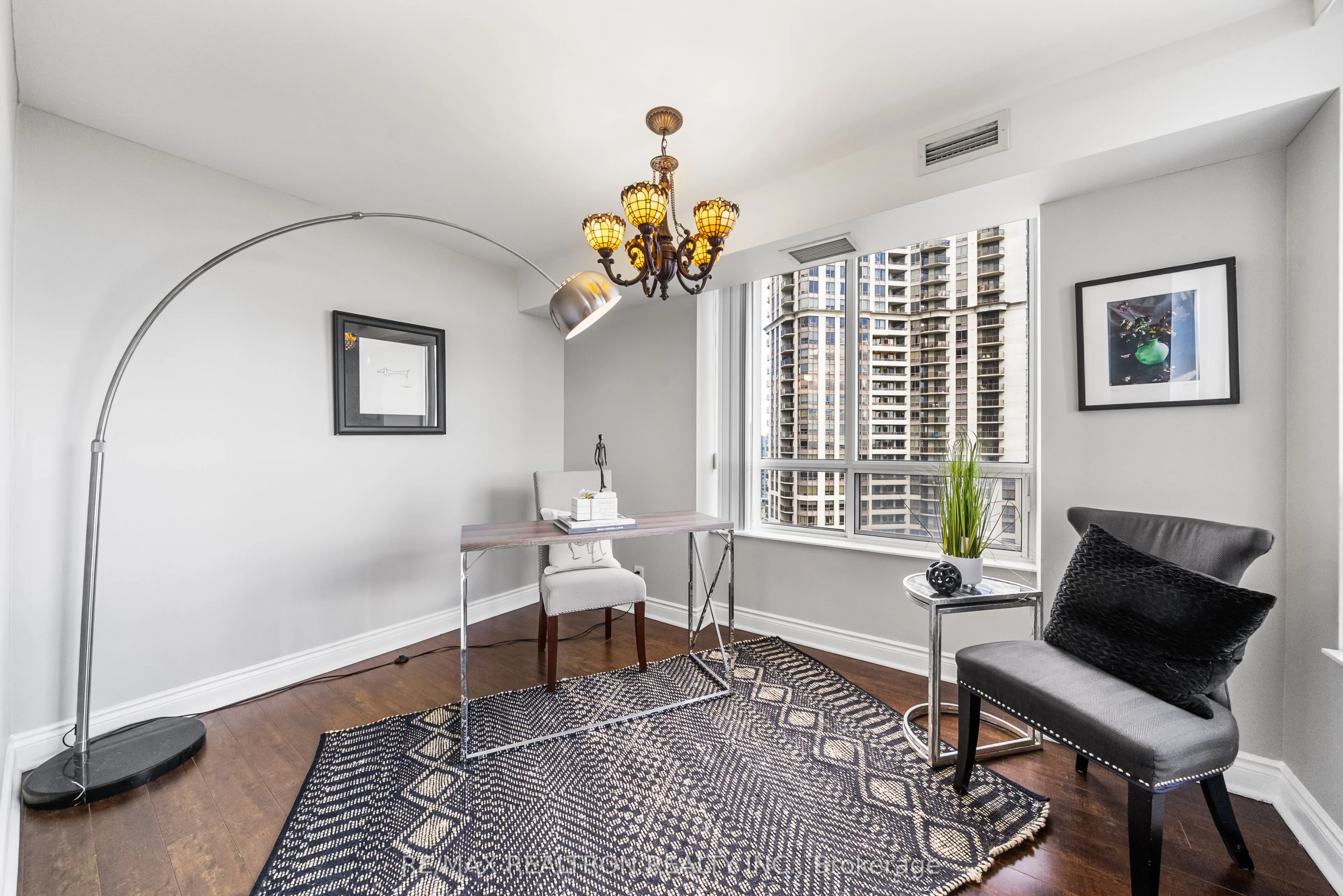 78 Harrison Garden Boulevard, #1607