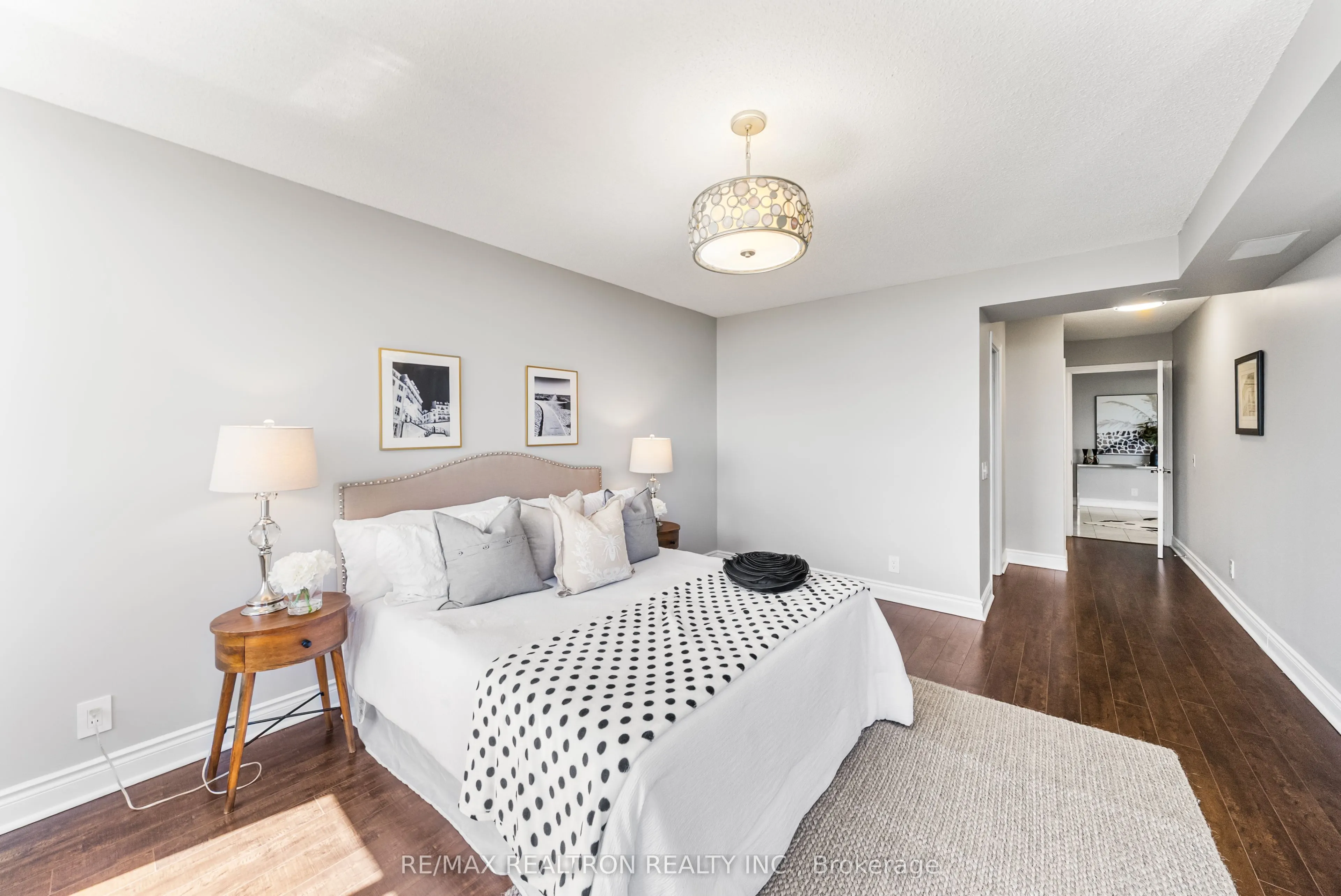 78 Harrison Garden Boulevard, #1607