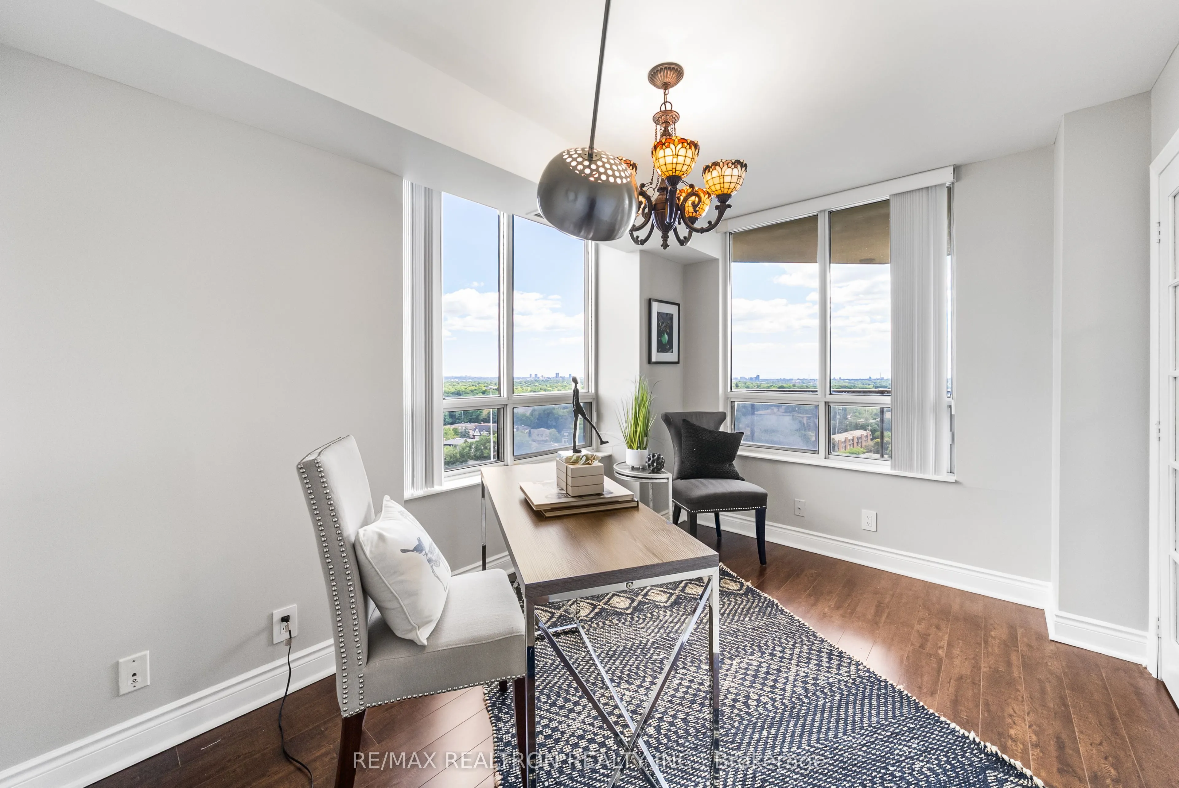 78 Harrison Garden Boulevard, #1607