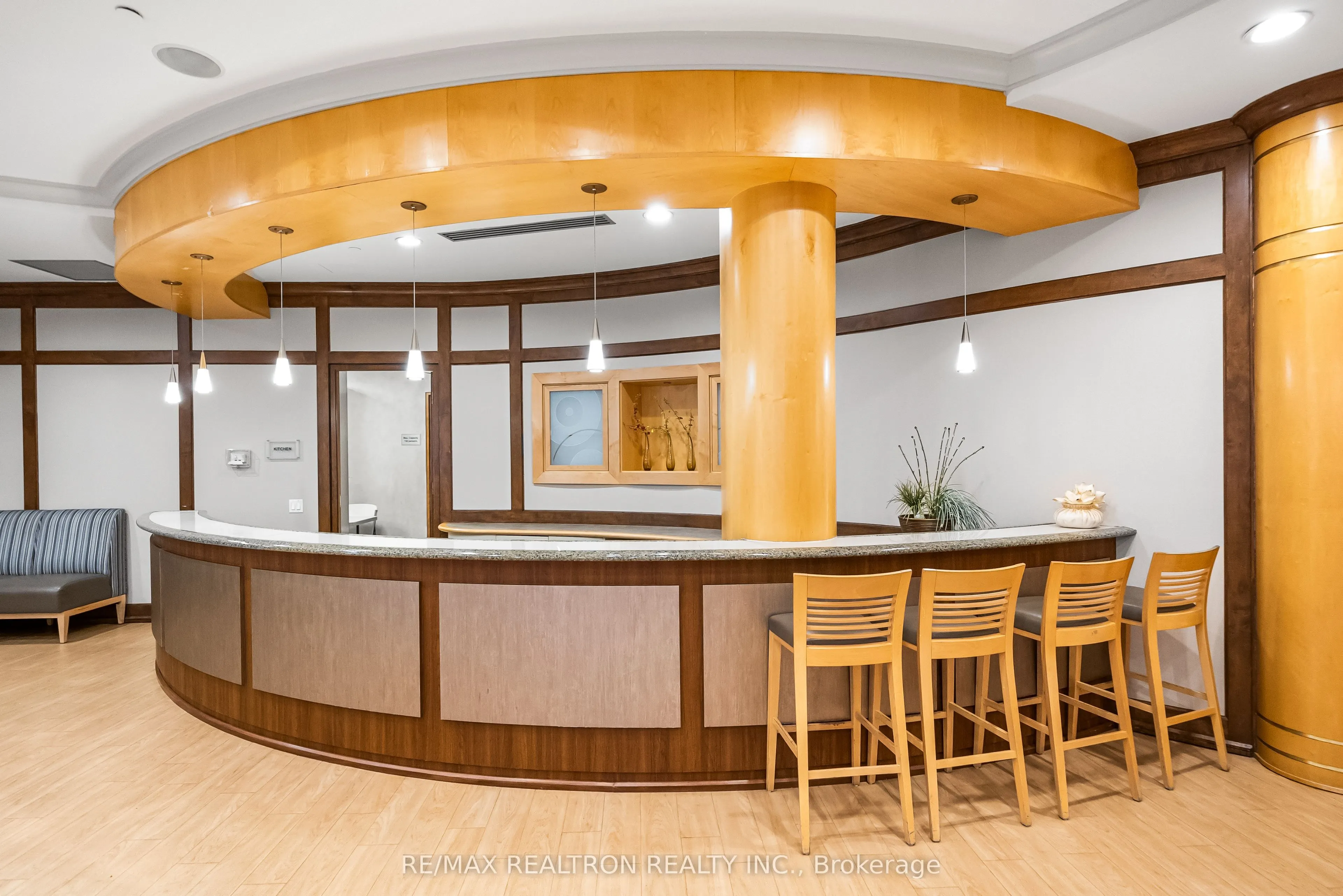 78 Harrison Garden Boulevard, #1607