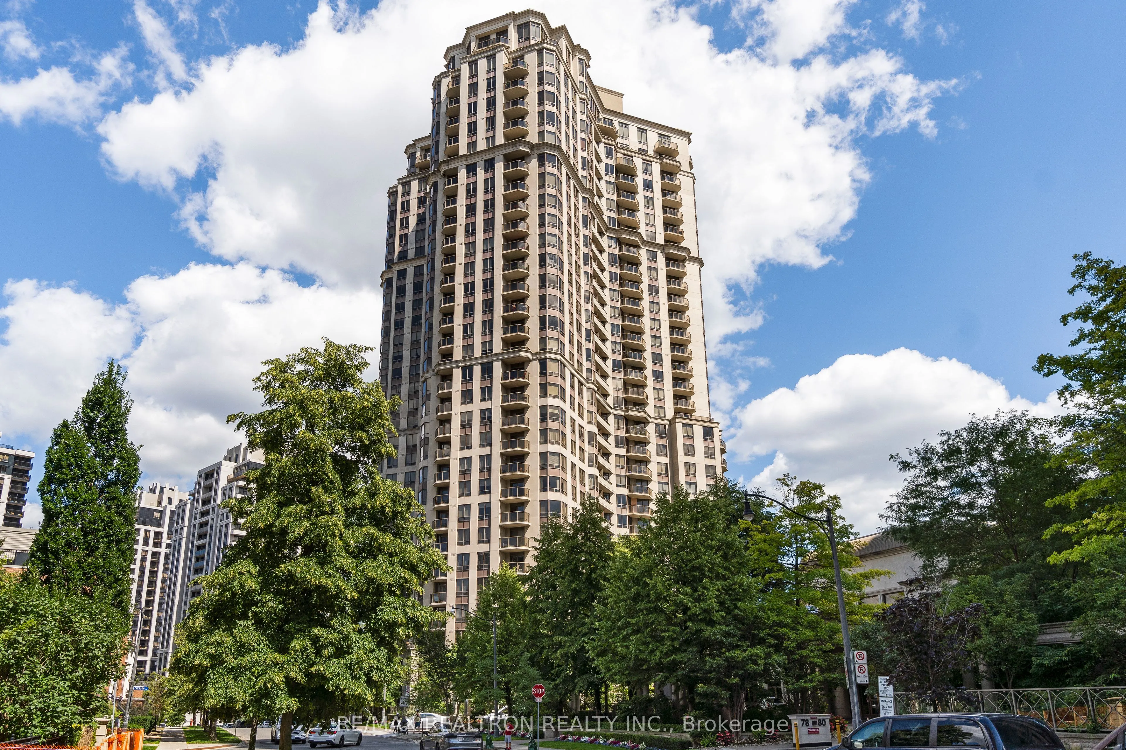 78 Harrison Garden Boulevard, #1607