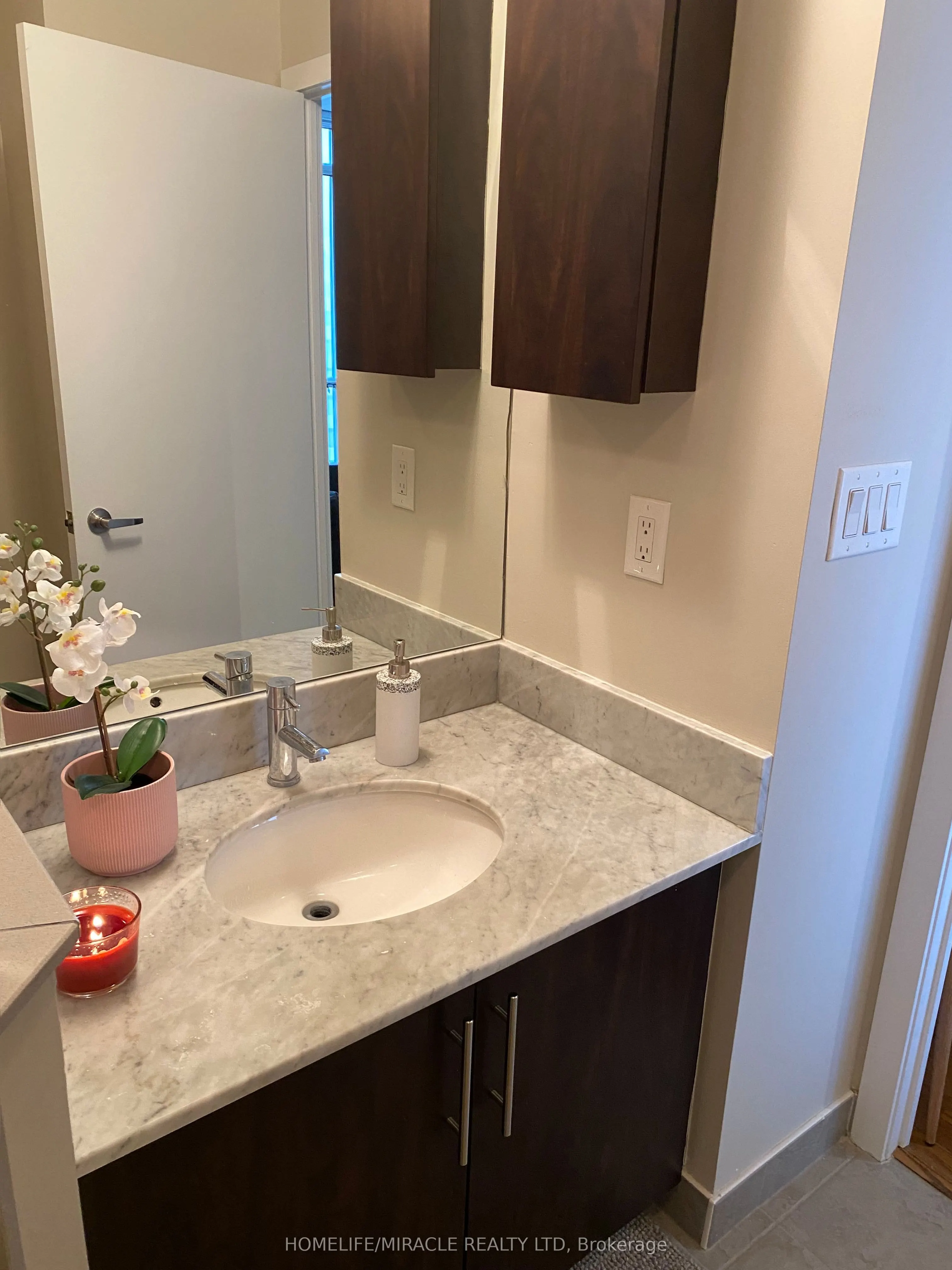65 Bremner Boulevard, #4901