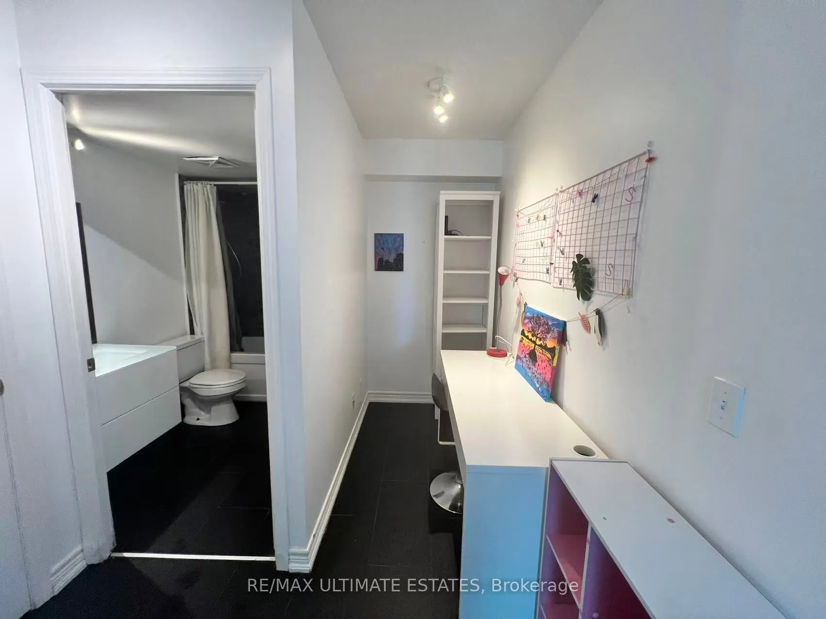 30 Grand Trunk Crescent, #3107