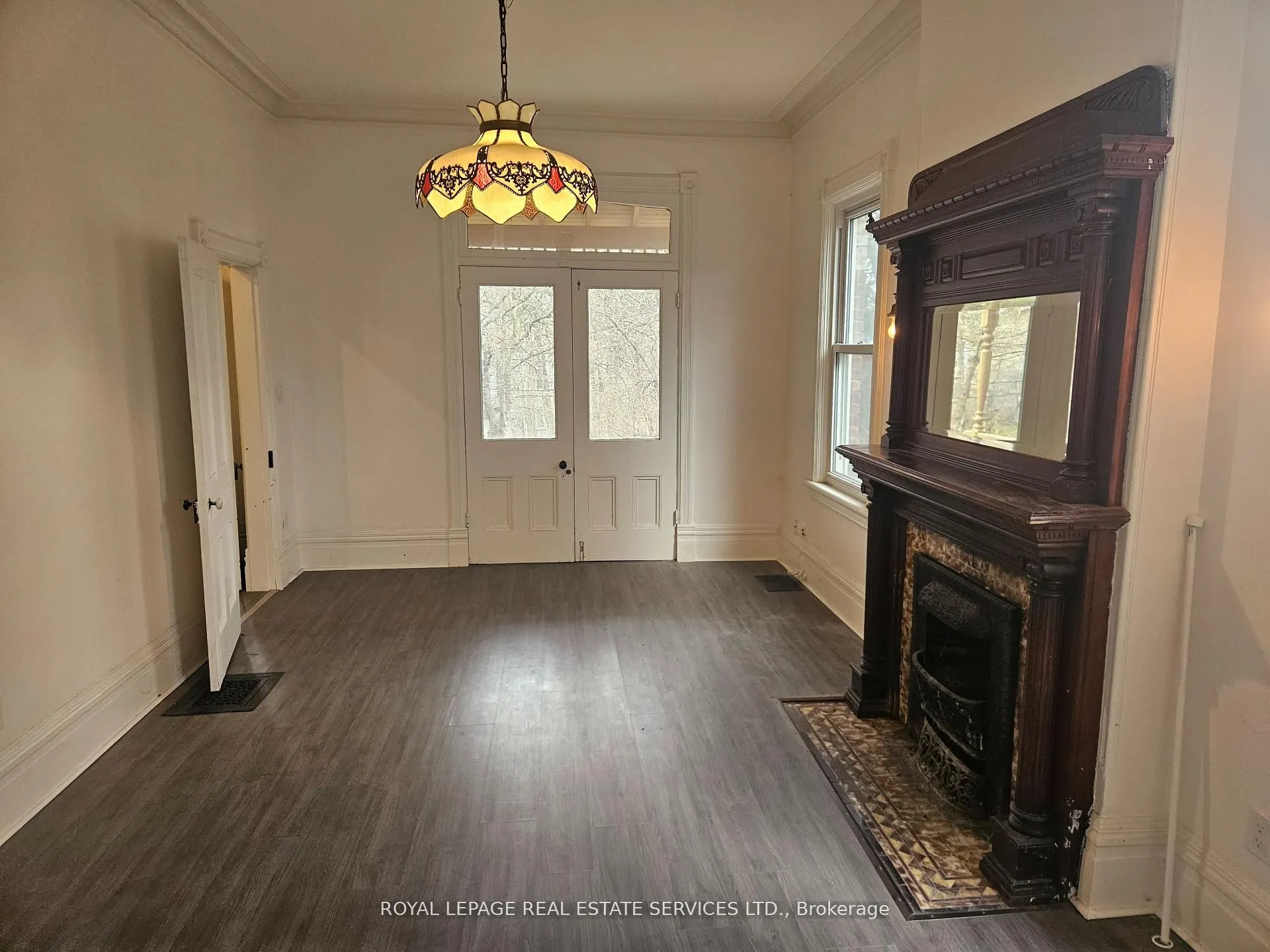 241 Blythwood Road, #Main & 2nd Flr
