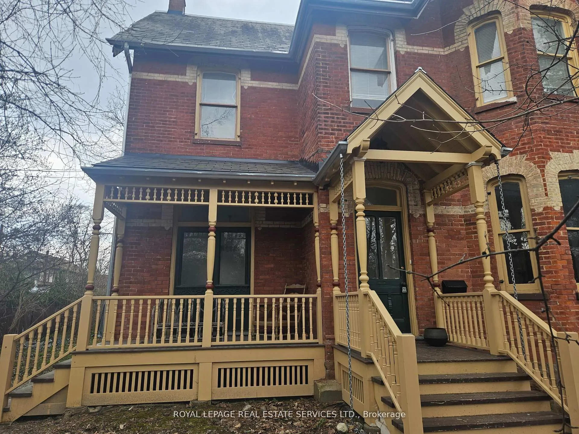 241 Blythwood Road, #Main & 2nd Flr