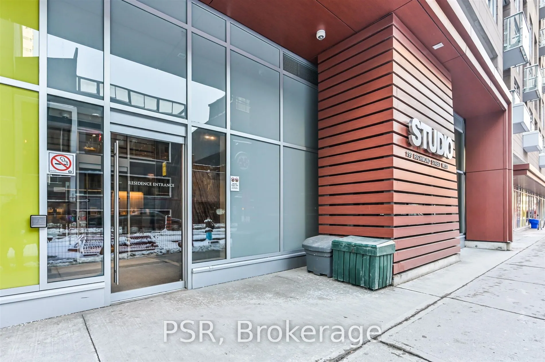 199 Richmond Street W, #218