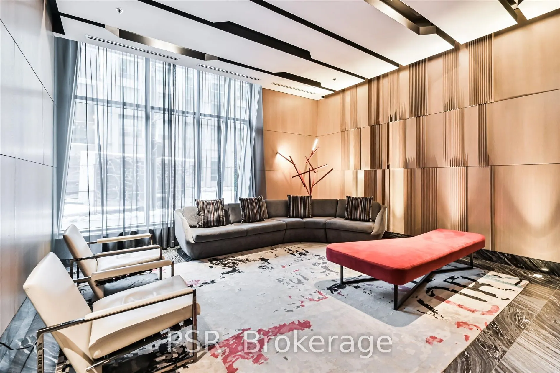 199 Richmond Street W, #218