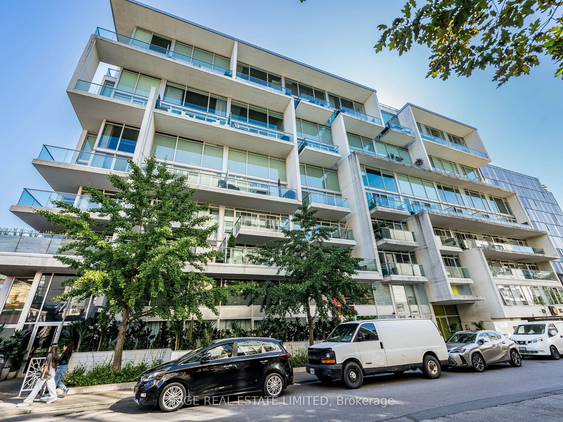 75 Portland Street, #404