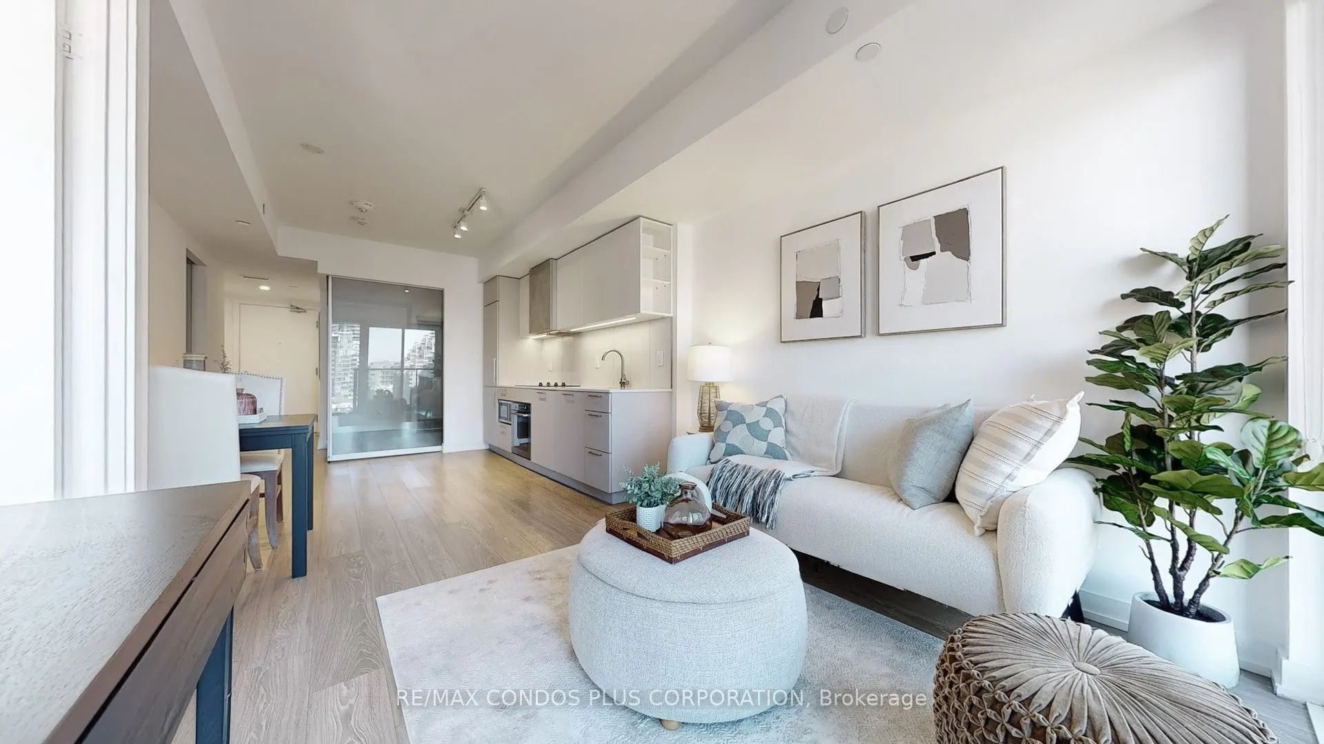 19 Western Battery Road, #909