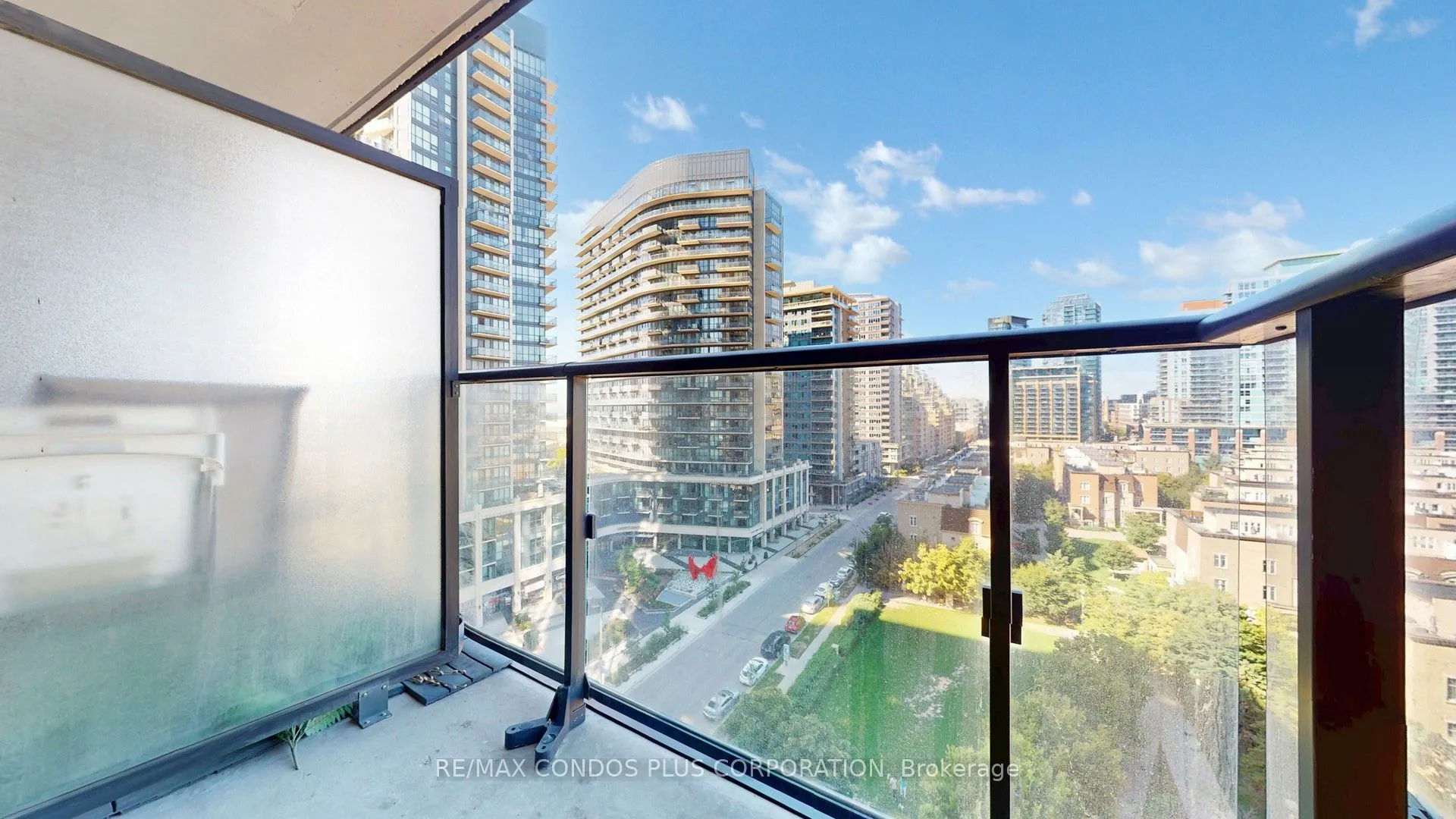 19 Western Battery Road, #909