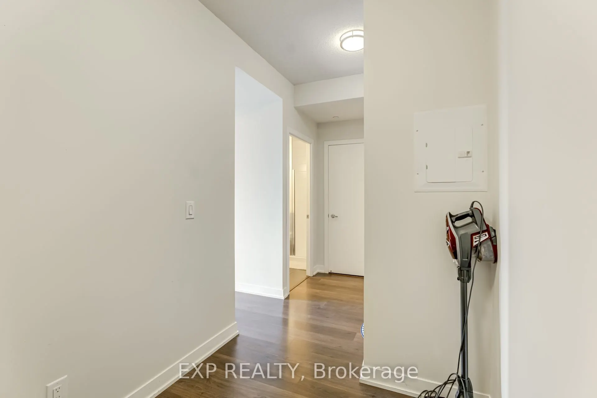 225 Sackville Street, #1806