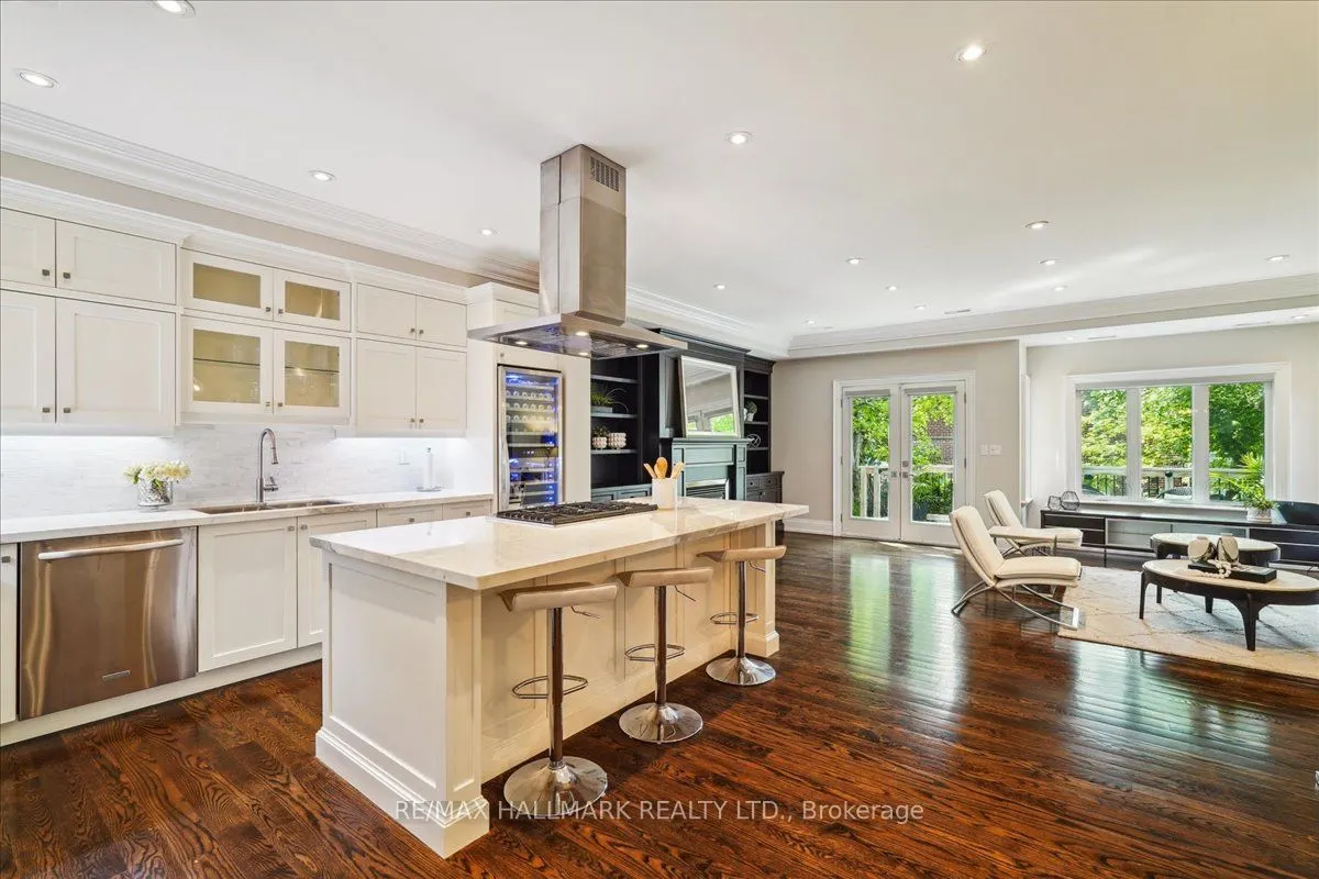 135 Glenvale Boulevard