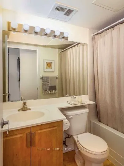 955 Queen Street W, #527