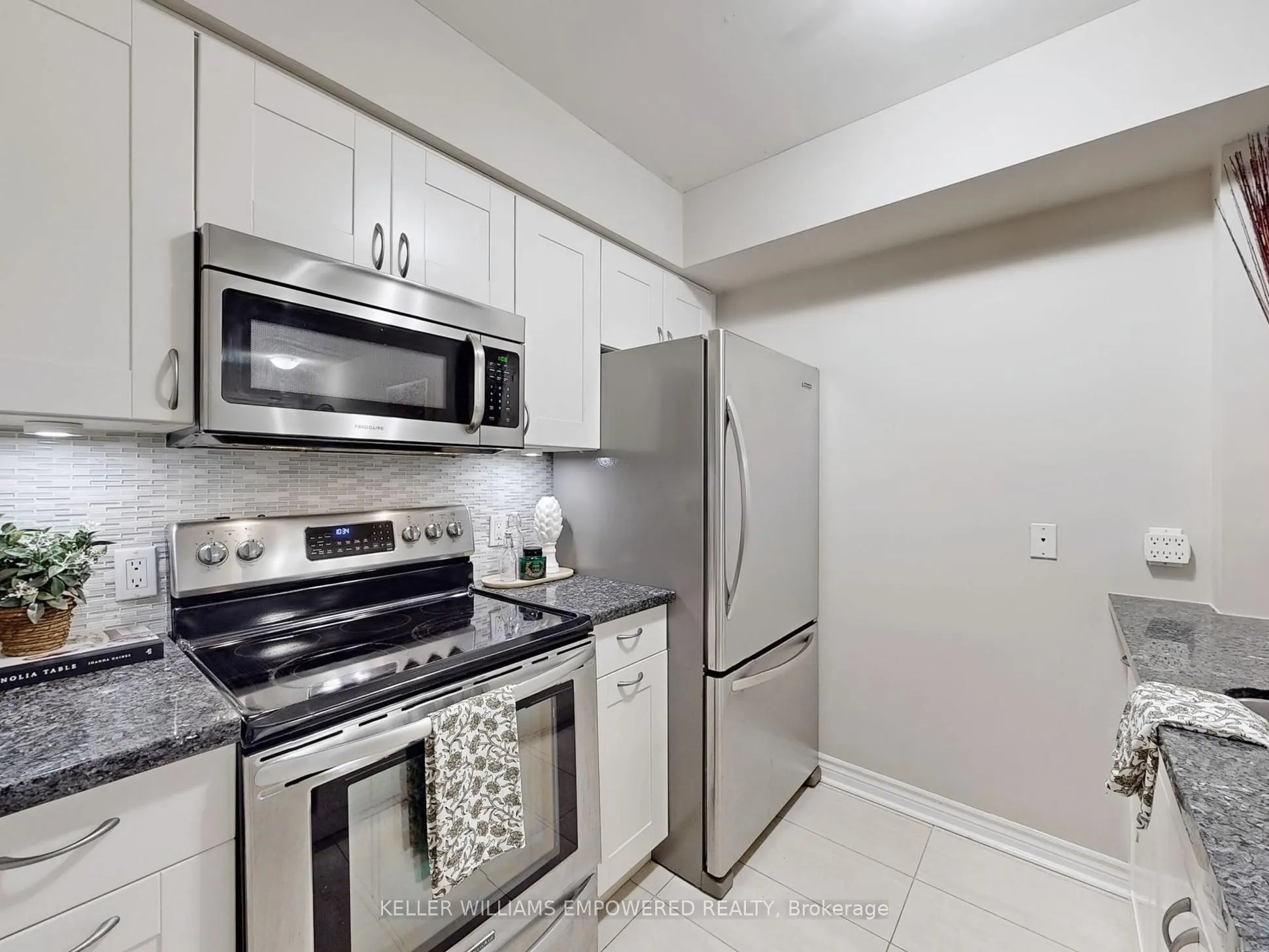 7 Sudbury Street N, #701