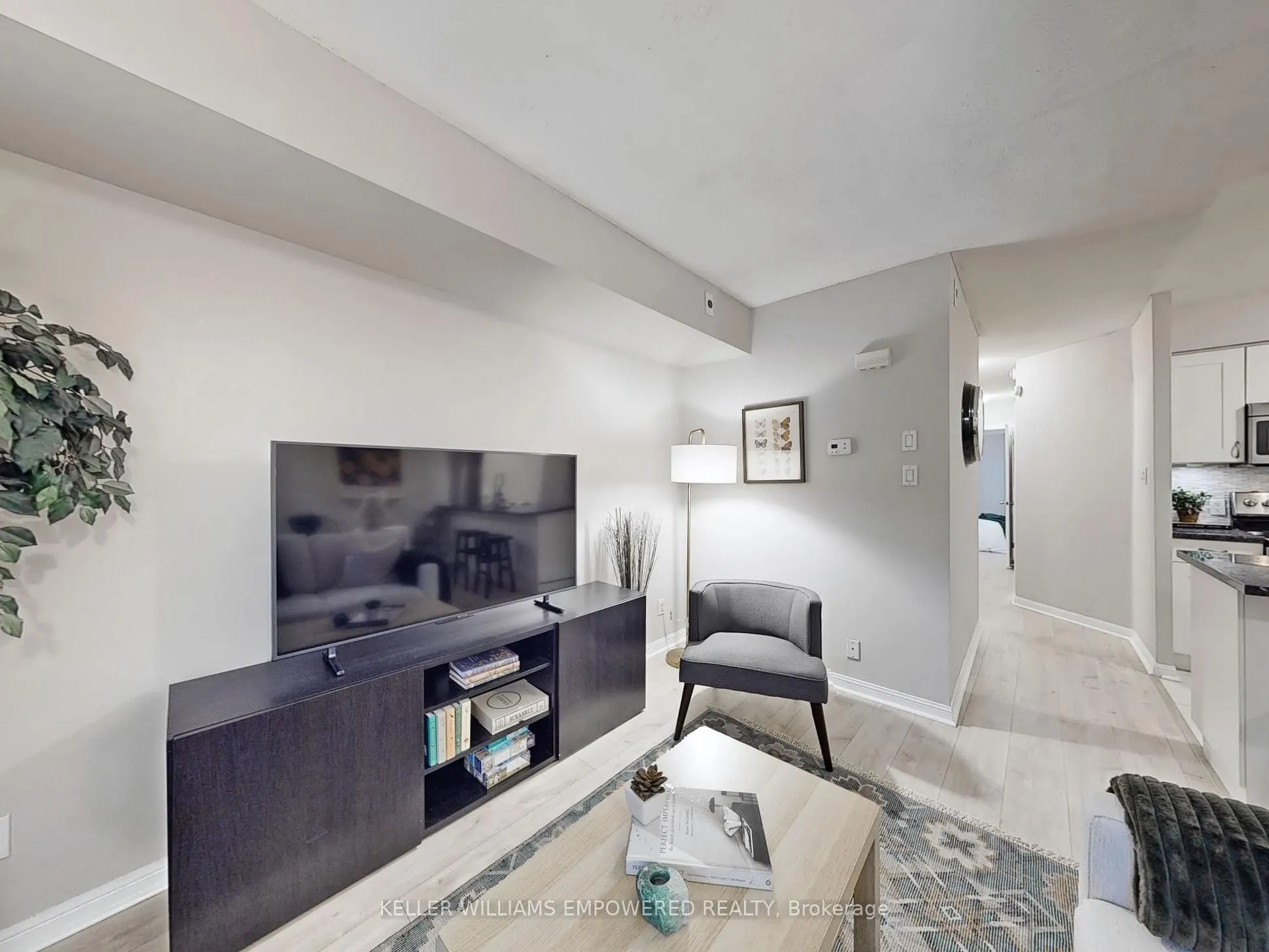 7 Sudbury Street N, #701