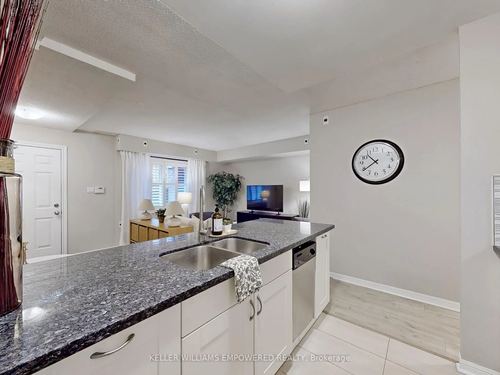 7 Sudbury Street N, #701