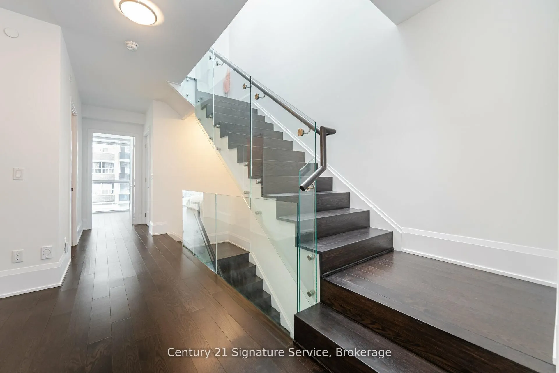 101 Erskine Avenue, #TH05
