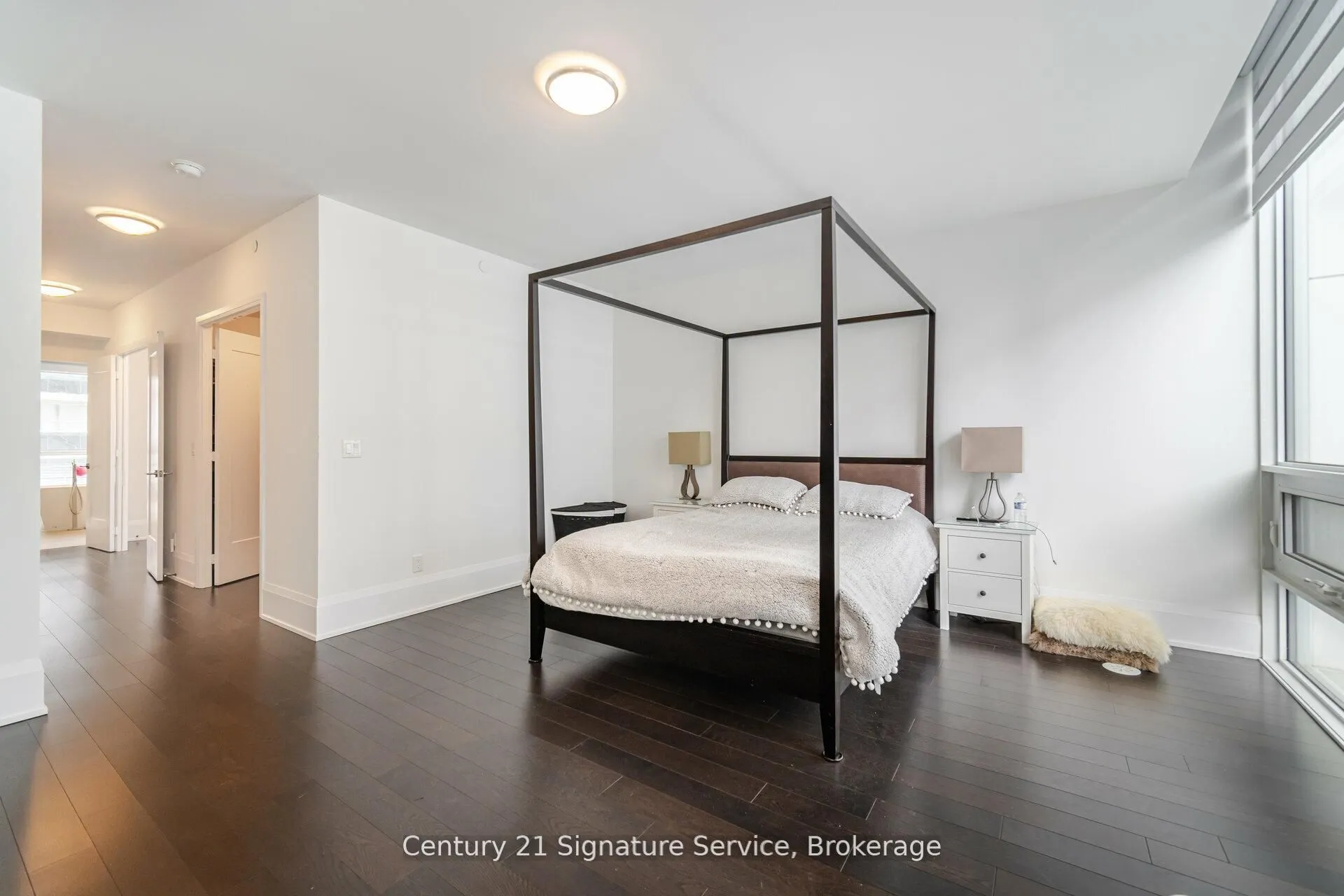 101 Erskine Avenue, #TH05